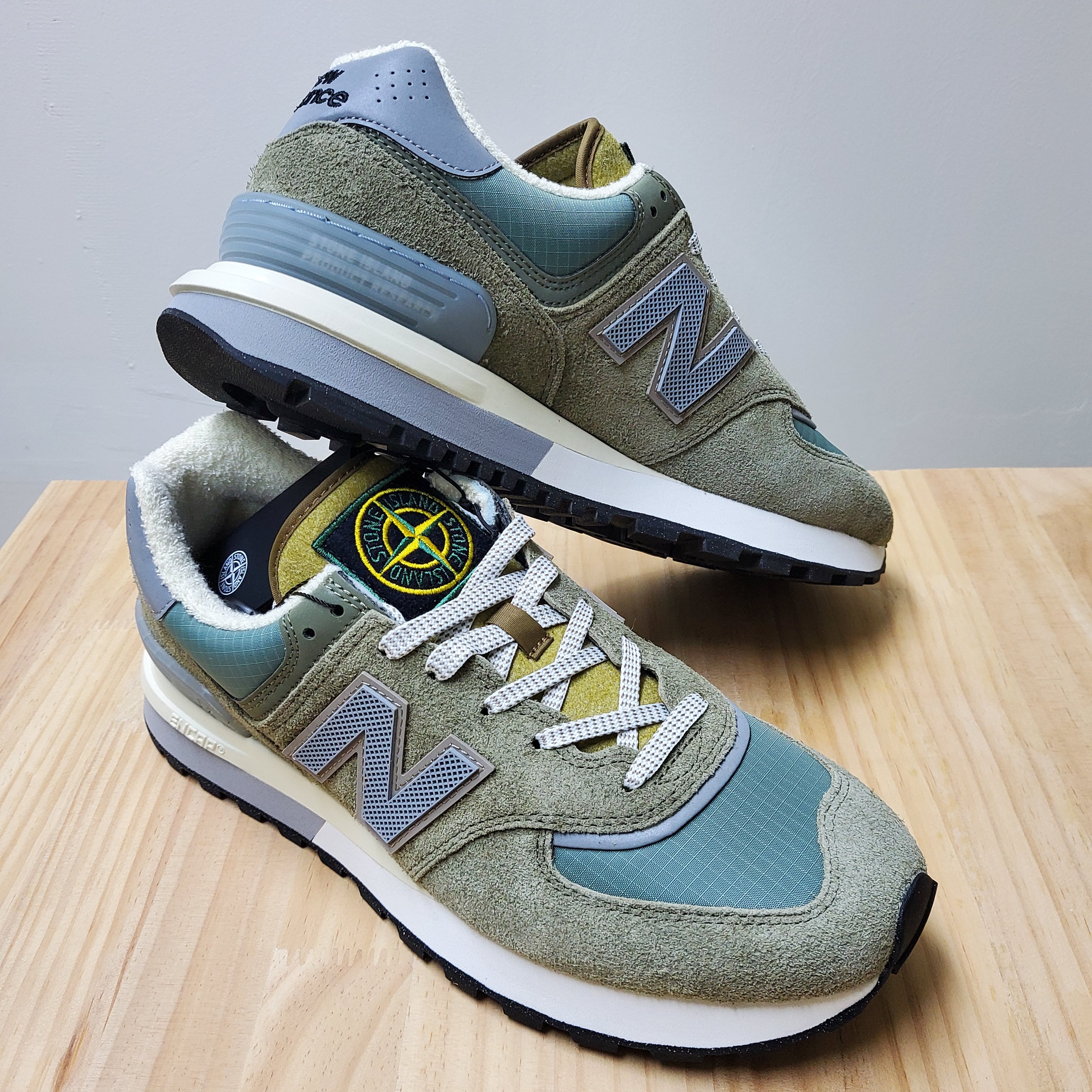 New Balance x Stone Island 574 Legacy Green 착용 스타일