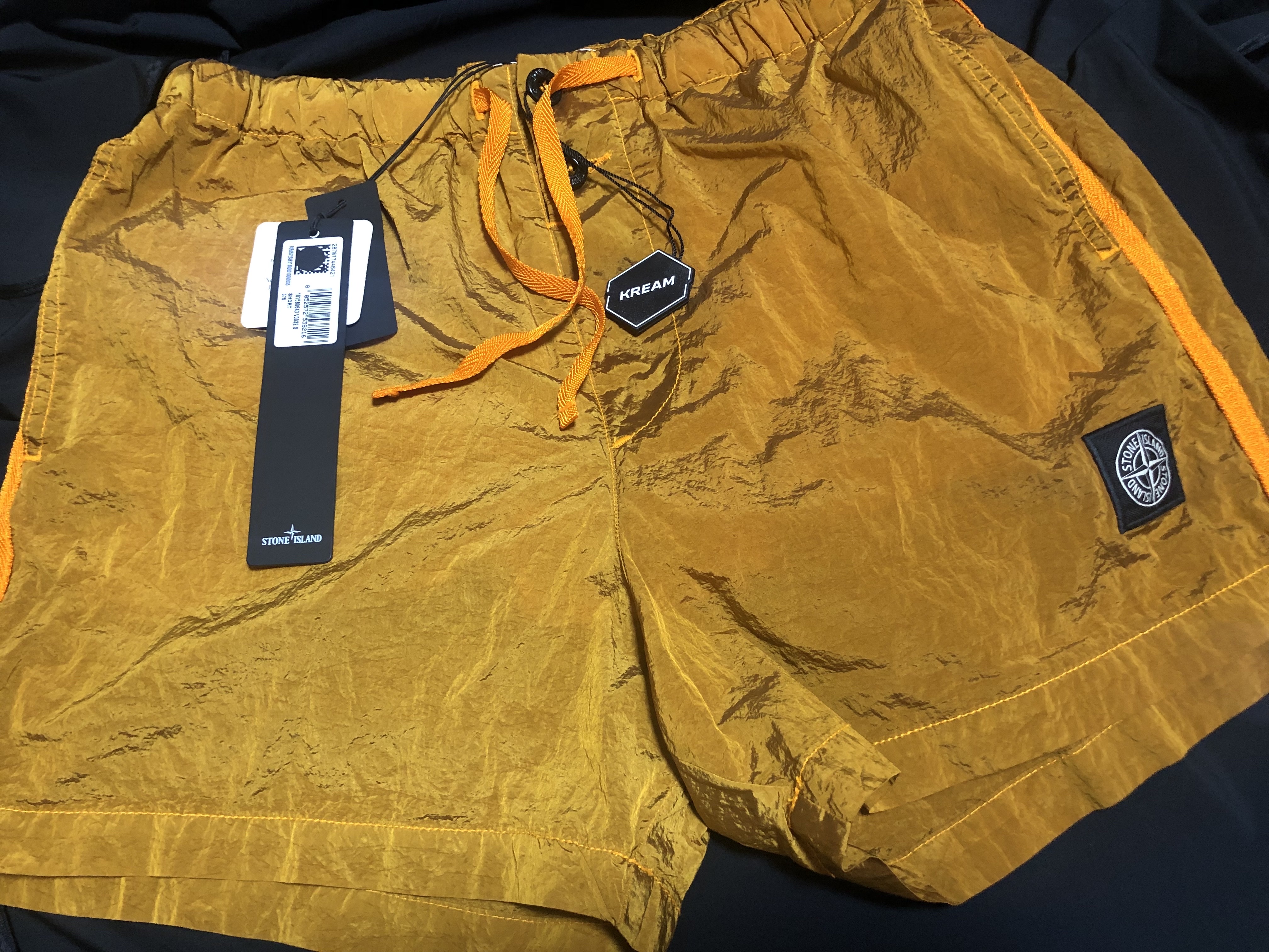 Stone Island B0643 Nylon Metal Swimming Trunk Orange - 23SS 착용 스타일