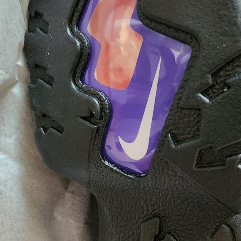 Nike Air Max 2 CB 94 Black and Pure Purple 착용 스타일 - 5