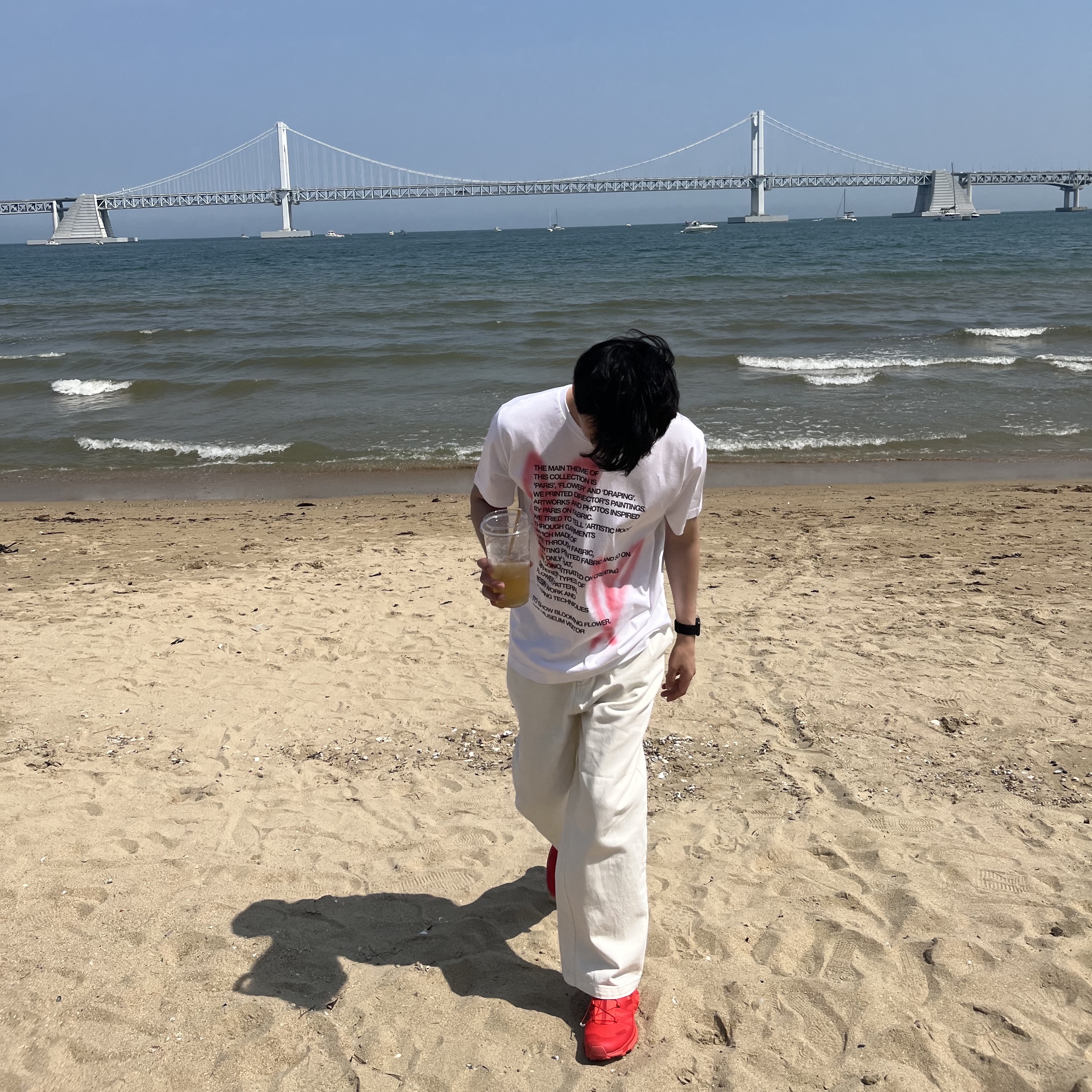 Salomon XT-6 10th Anniversary Fiery Red, The Museum Visitor Heart Sprayed T-Shirt White 착용 스타일 - 1