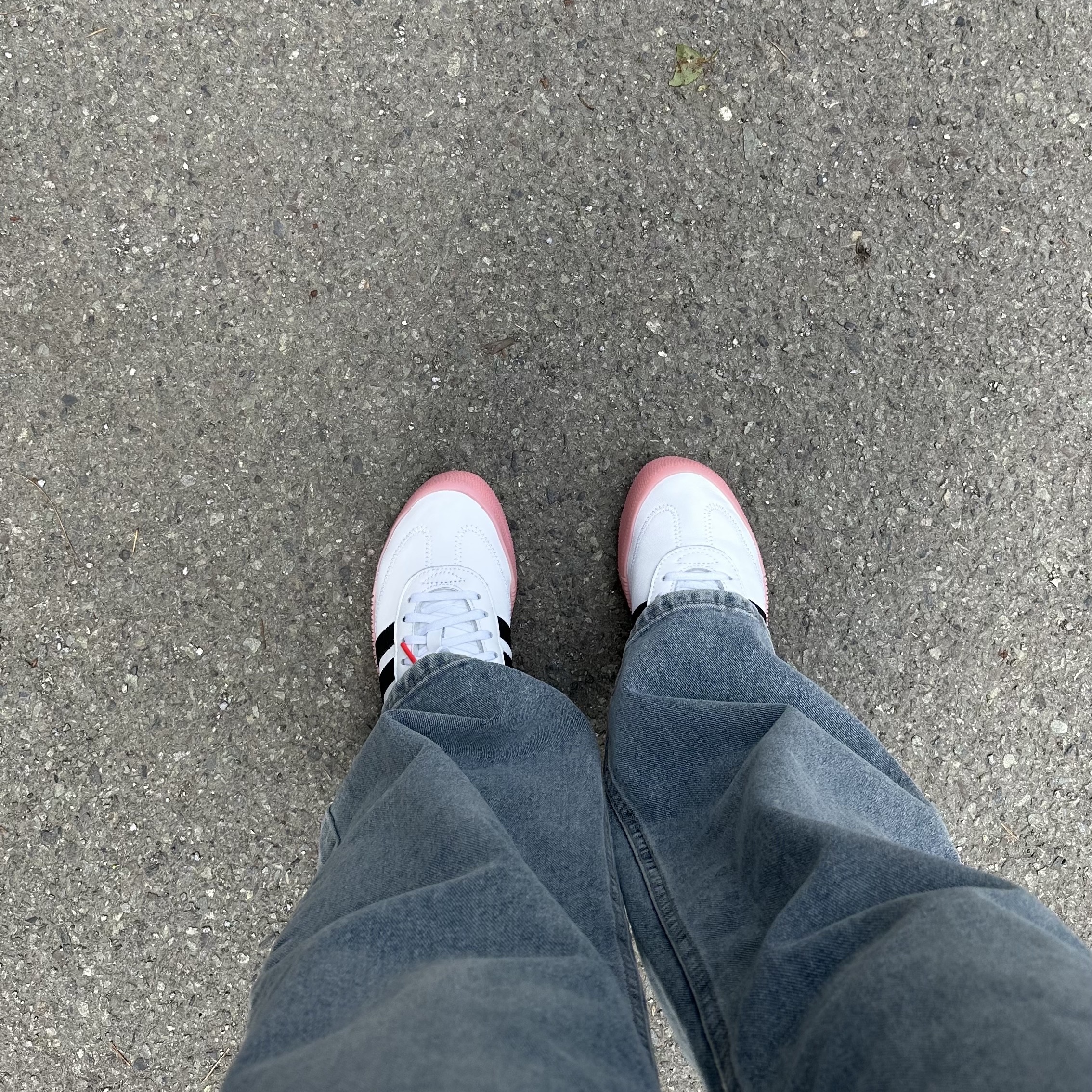 (W) Adidas Sambarose White Pink 착용 스타일