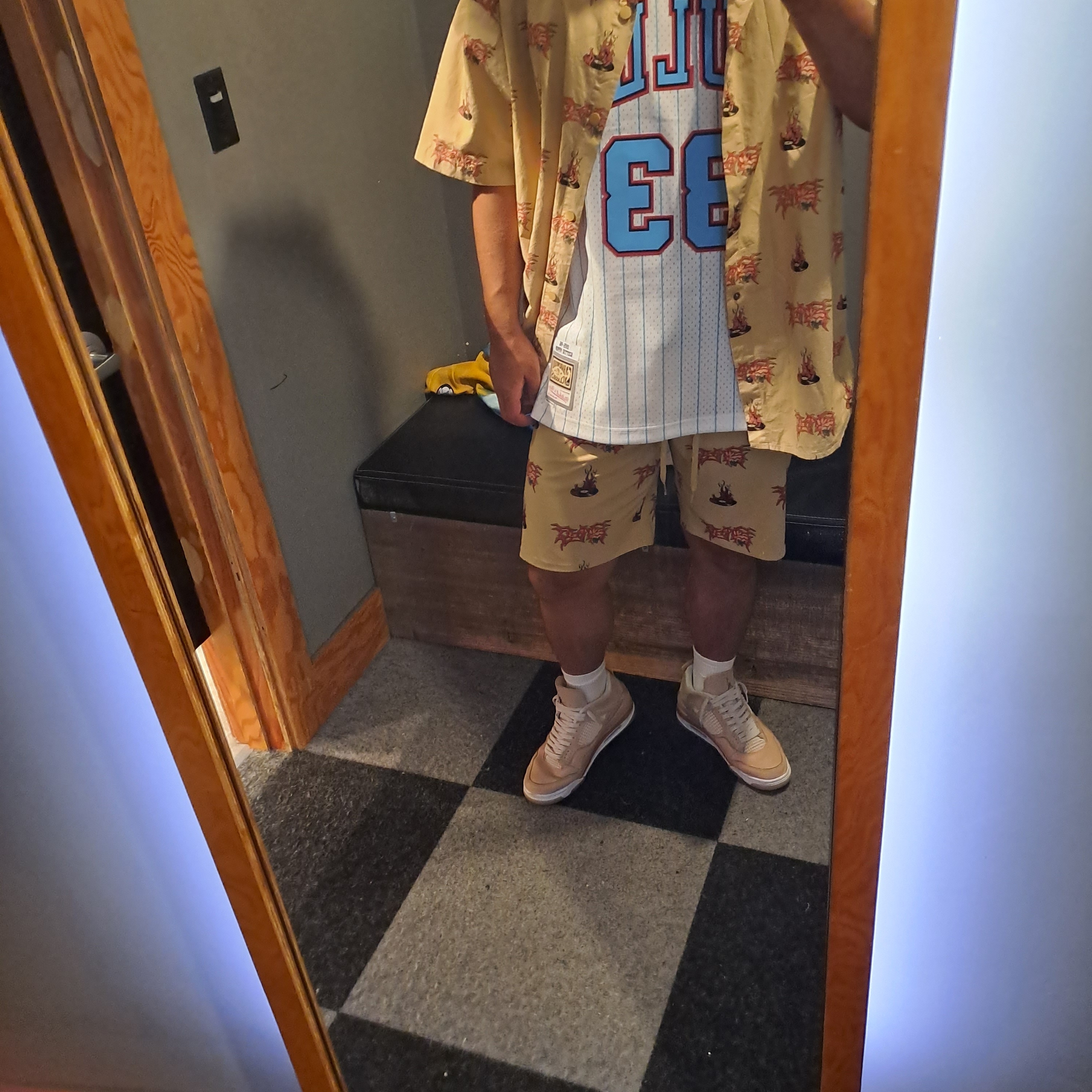(W) Jordan 4 Retro Shimmer 착용 스타일