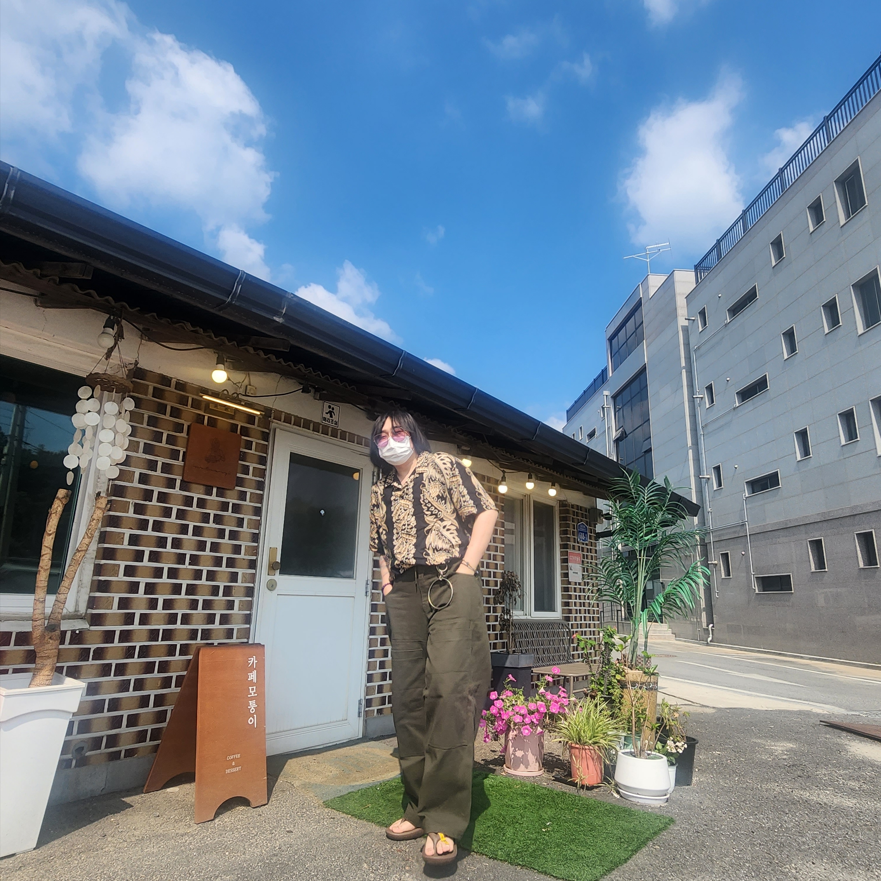 Taw&Toe Flip Flop Zerovity Bio Tan 착용 스타일 - 3