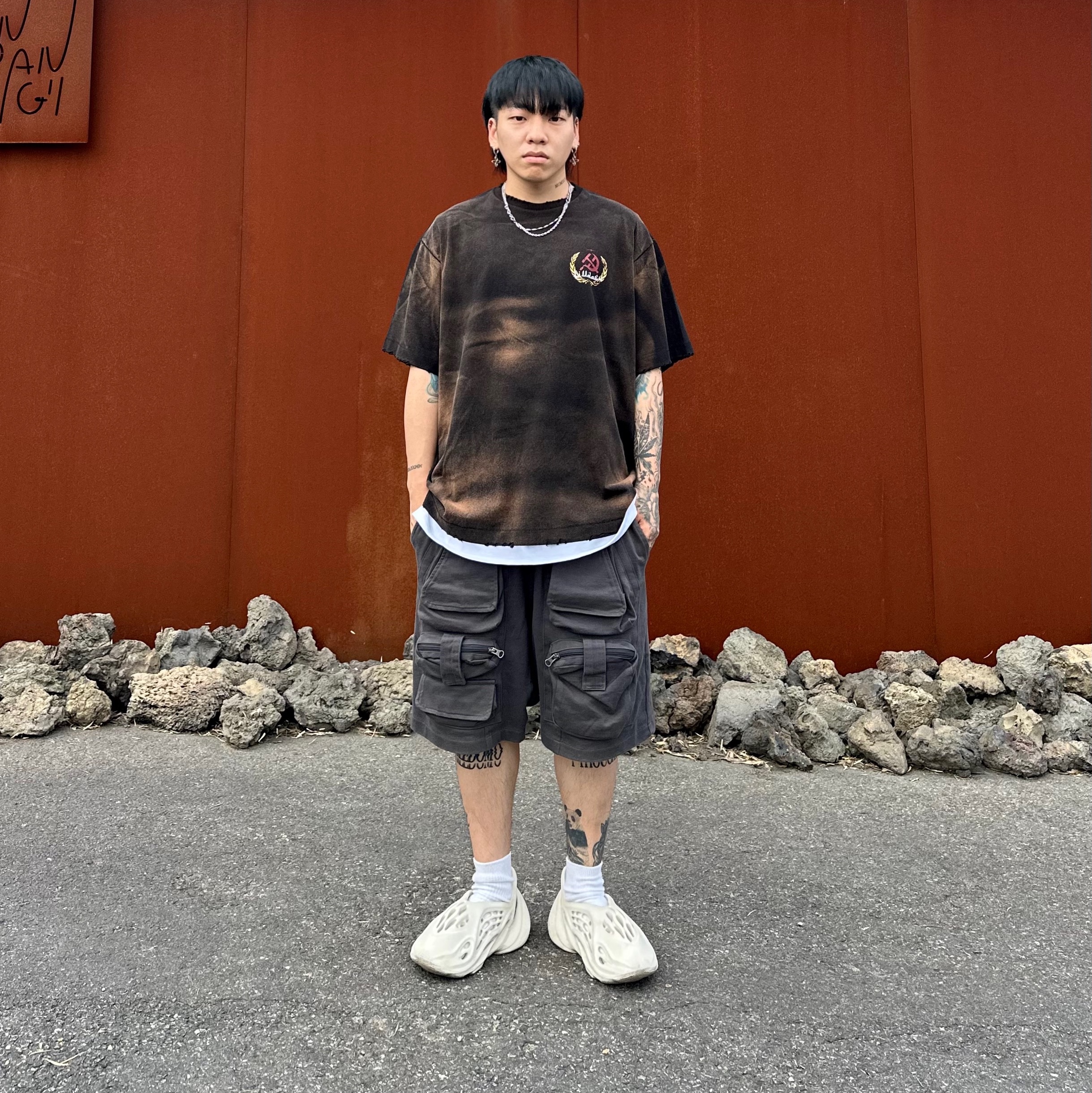 Adidas Yeezy Foam RNNR Ararat 착용 스타일 - 2