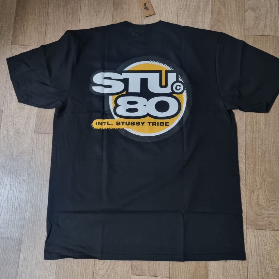 Stussy Hot 80 T-Shirt Black 착용 스타일