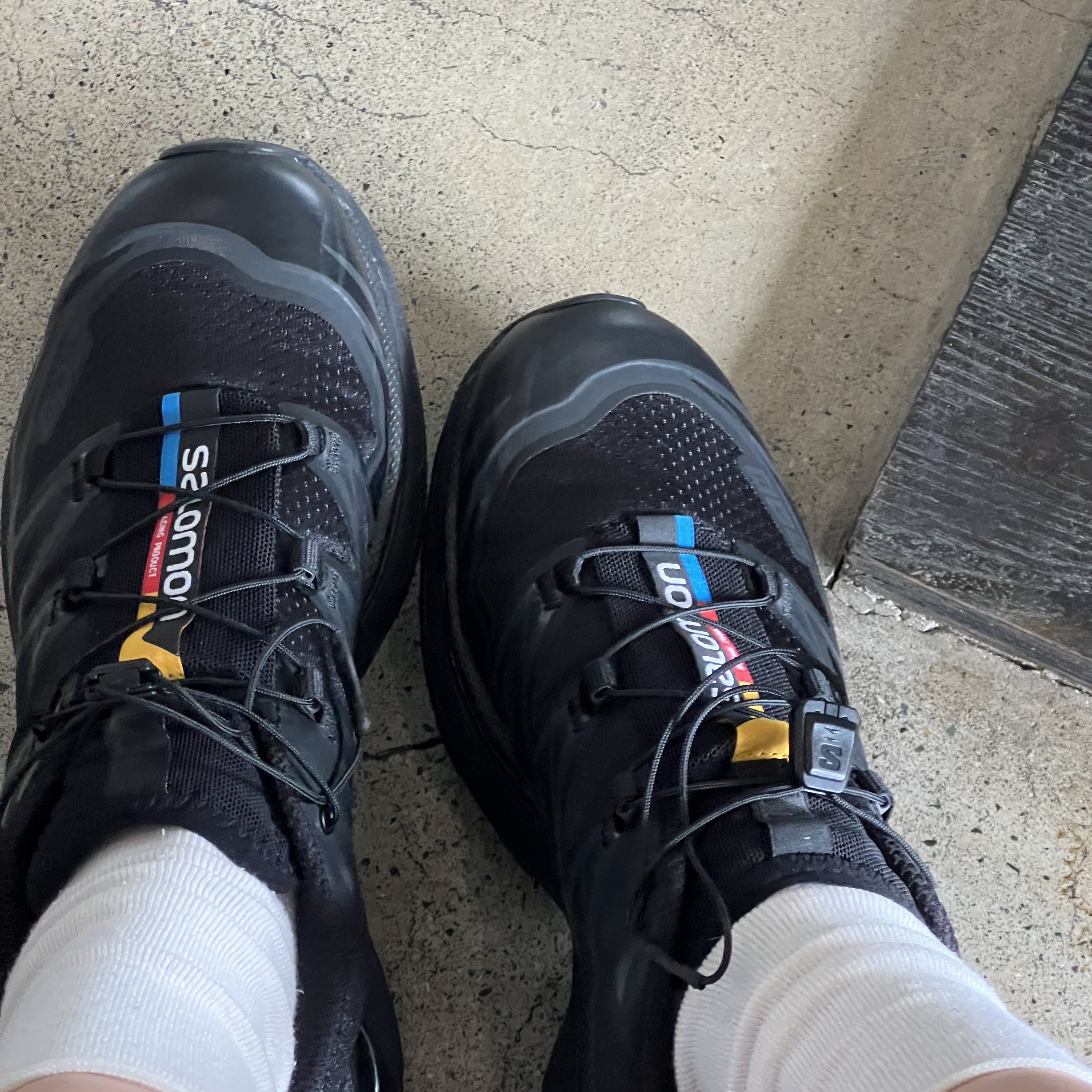Salomon XT-6 ADV Black 착용 스타일 - 1
