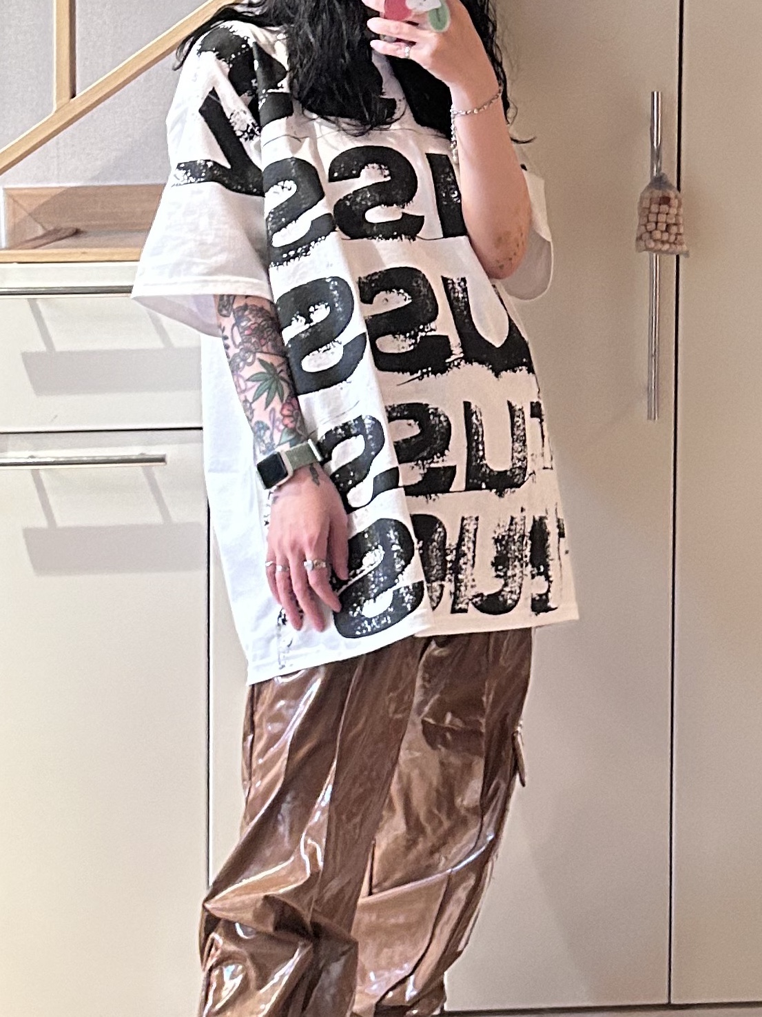 Stussy Stamp T-shirt White 착용 스타일 - 4