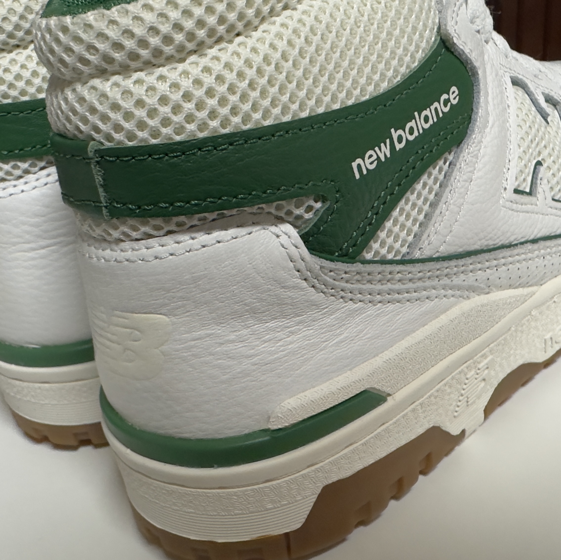 New Balance x Aime Leon Dore 650R White Green 착용 스타일 - 2