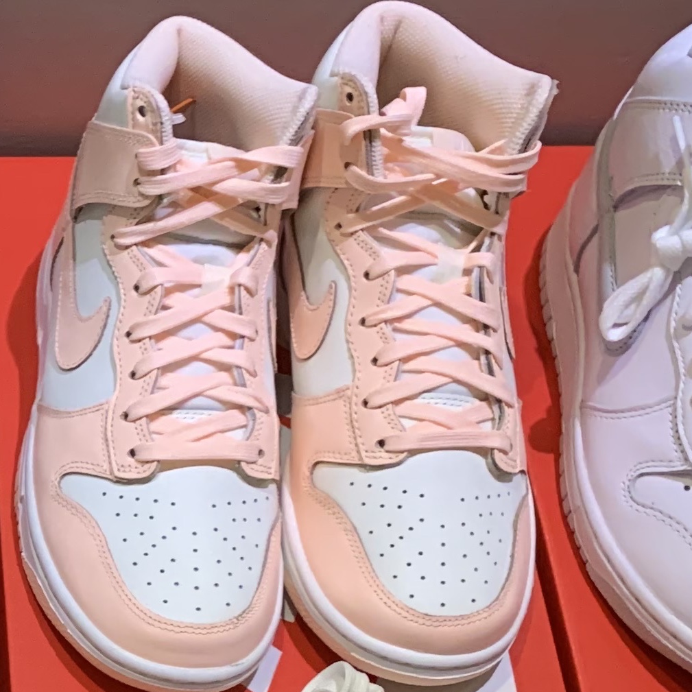 (W) Nike Dunk High Crimson Tint 착용 스타일