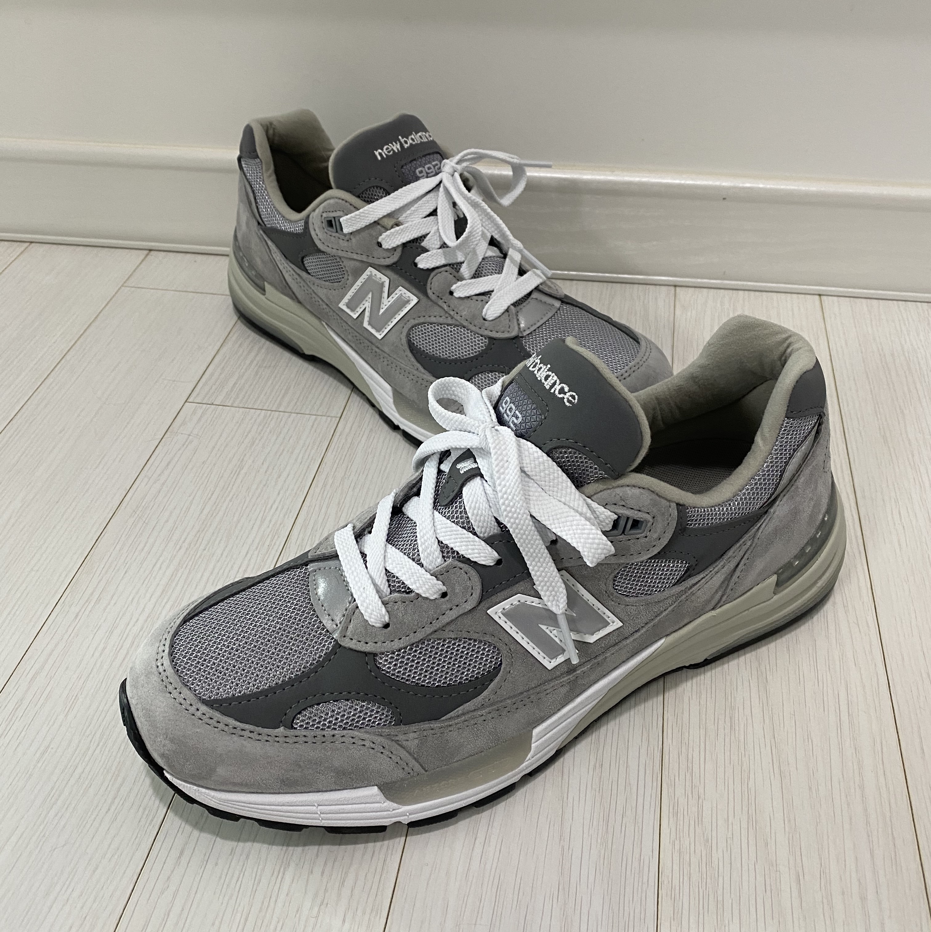 New Balance 992 Made in USA Grey - D Standard 착용 스타일 - 2