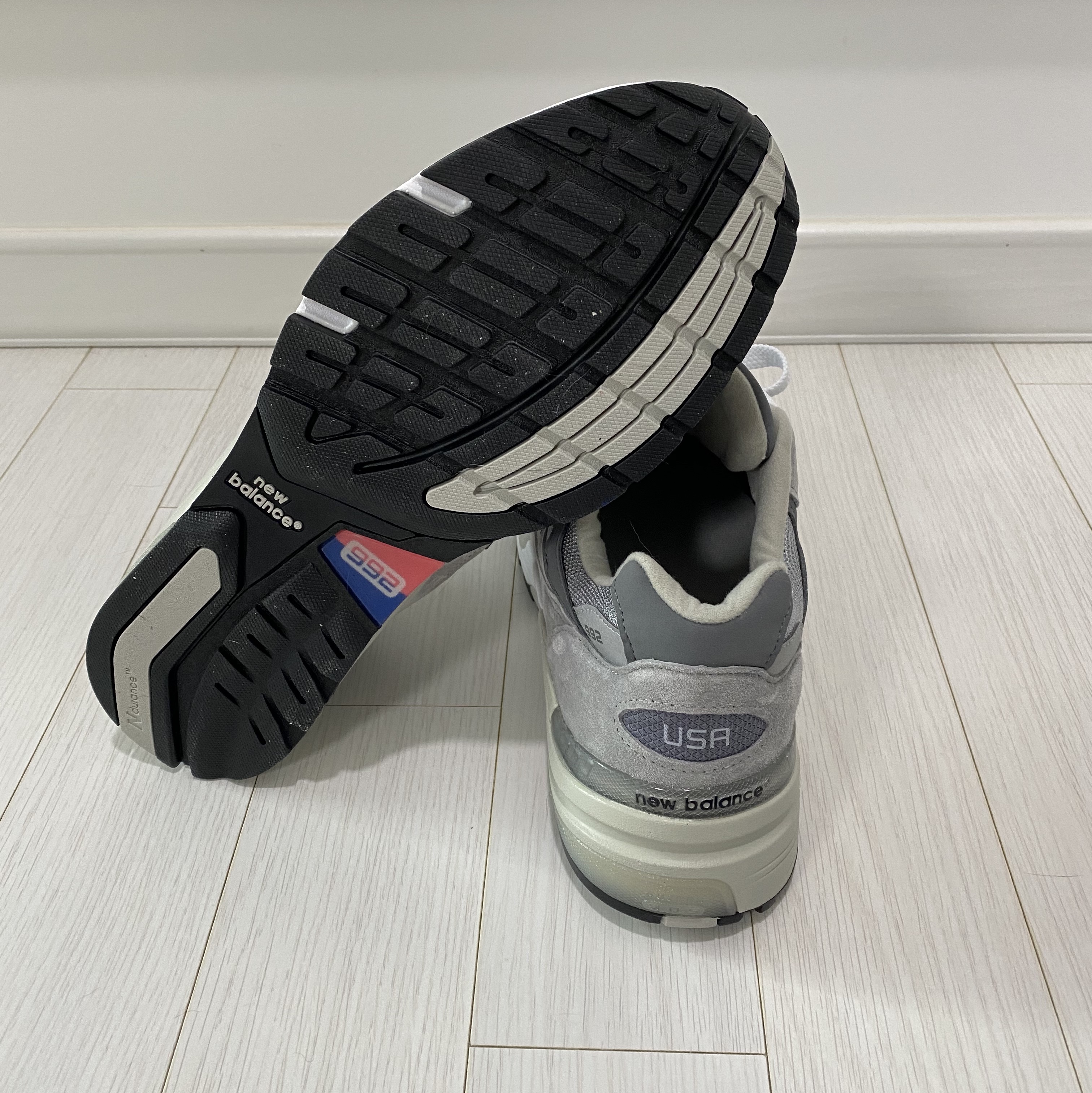 New Balance 992 Made in USA Grey - D Standard 착용 스타일 - 3