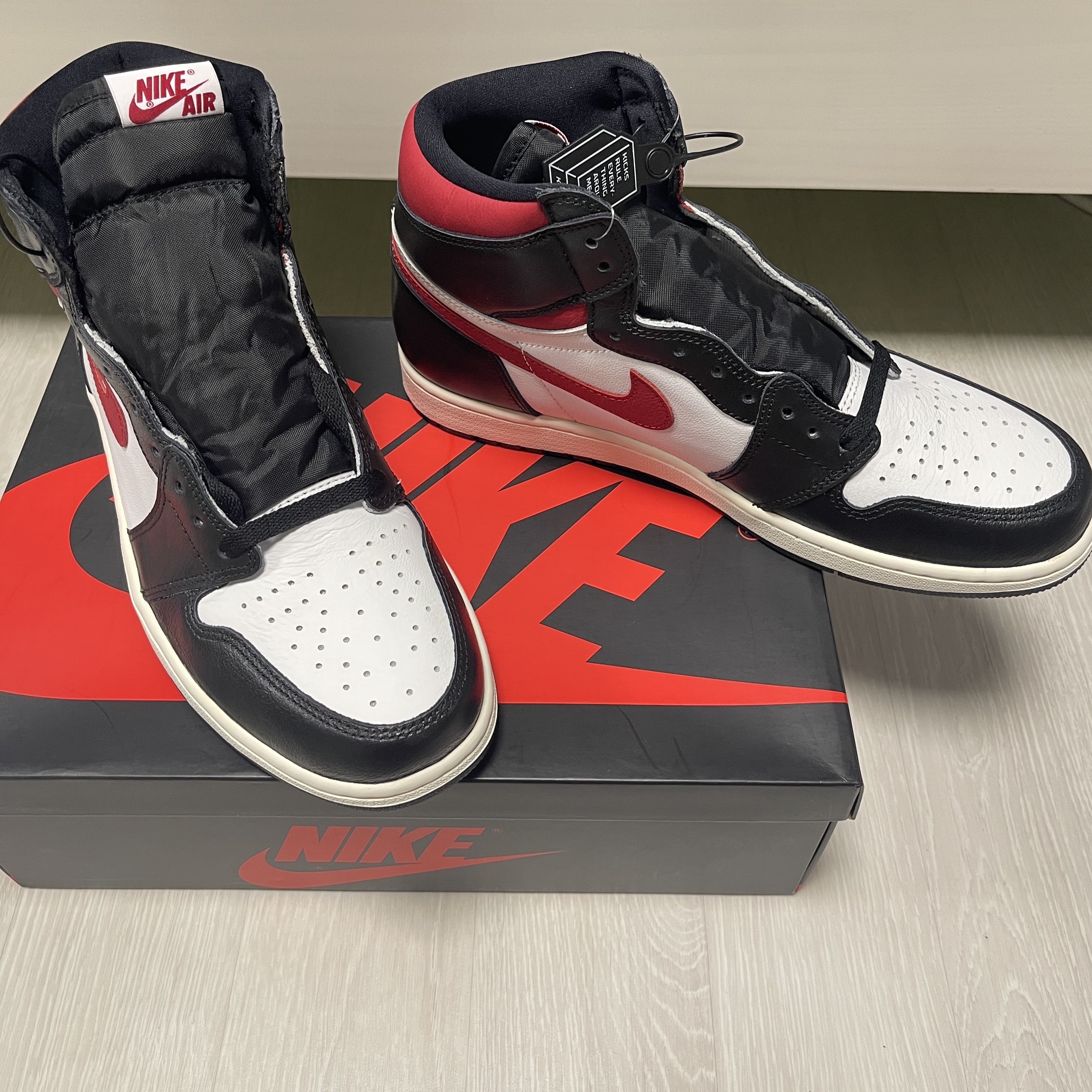 Jordan 1 Retro High OG Gym Red 착용 스타일 - 2
