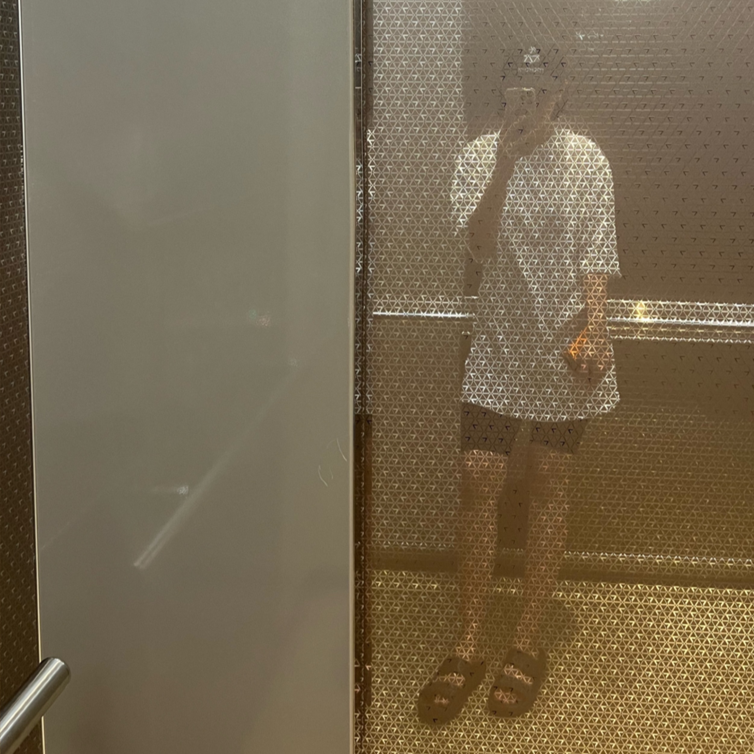 Isabel Marant Tyronyh Cap Black Ecru 착용 스타일