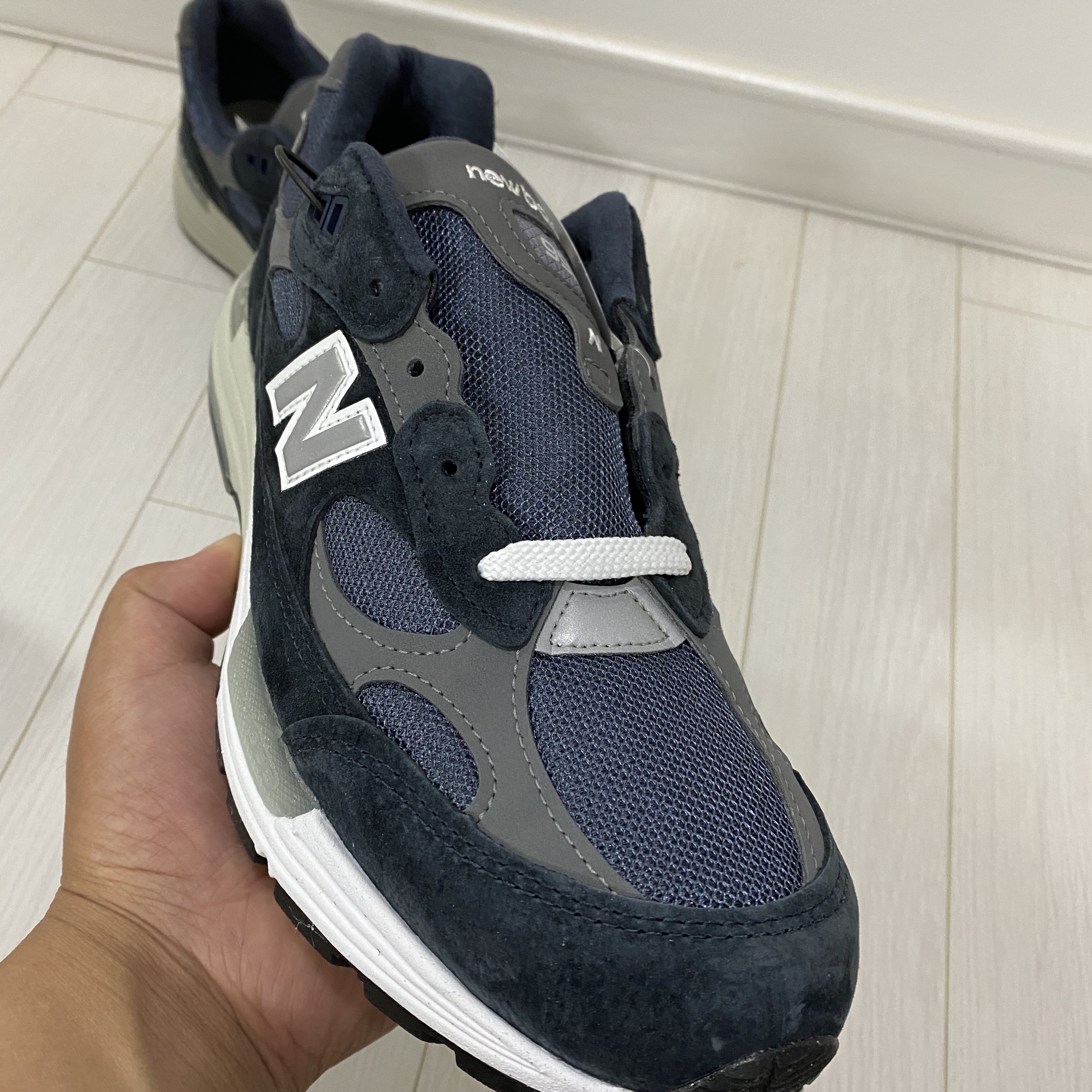 New Balance 992 Made in USA Navy 착용 스타일 - 4