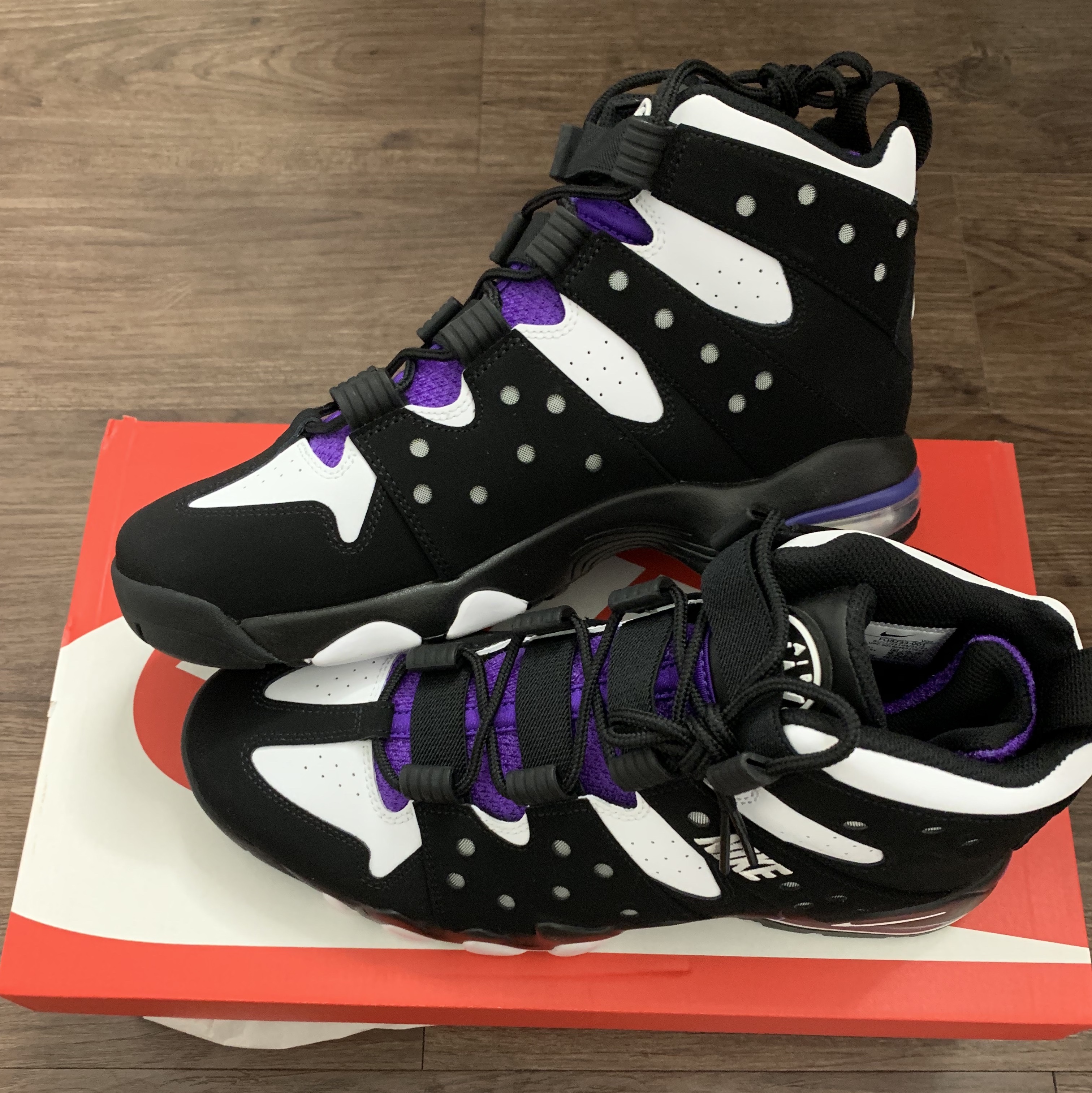 Nike Air Max 2 CB 94 Black and Pure Purple 착용 스타일