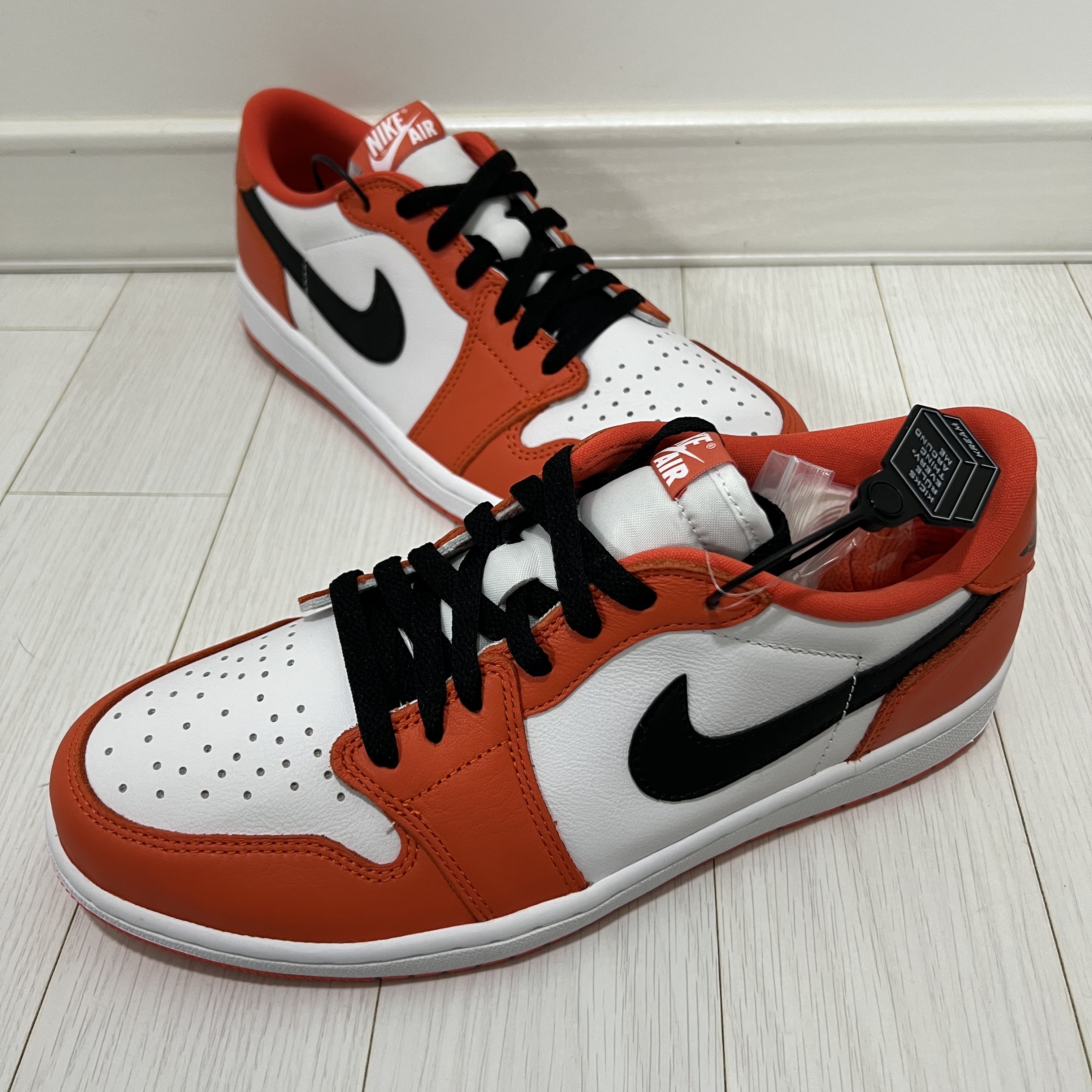 Jordan 1 Low OG Starfish 착용 스타일 - 2