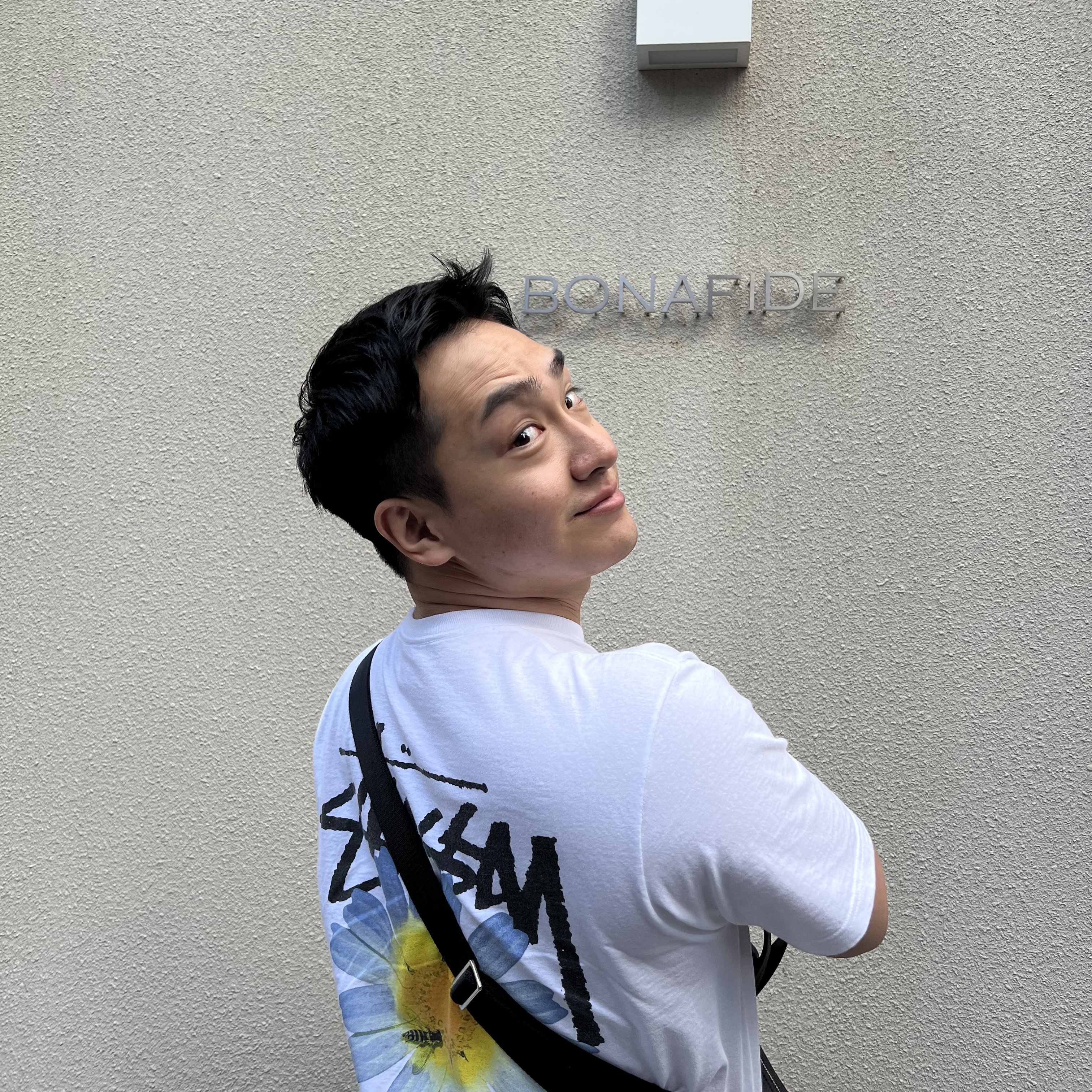 Stussy ITP Flower T-Shirt White, Apple Watch SE 44mm GPS Midnight Aluminum Case with Sport Band Midnight (Korean Ver.) 착용 스타일 - 1