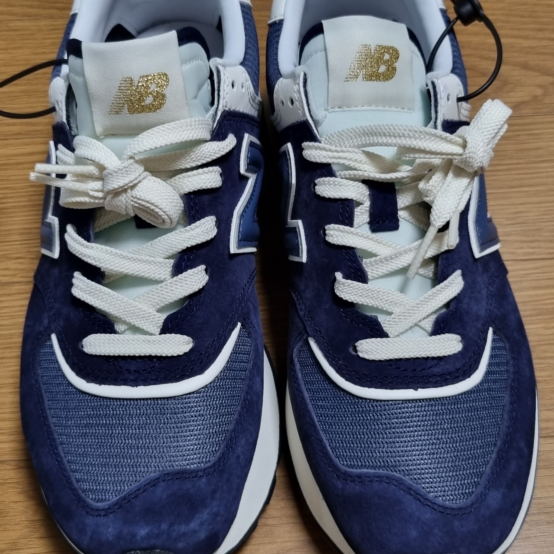 New Balance 574 Legacy Navy 착용 스타일 - 3