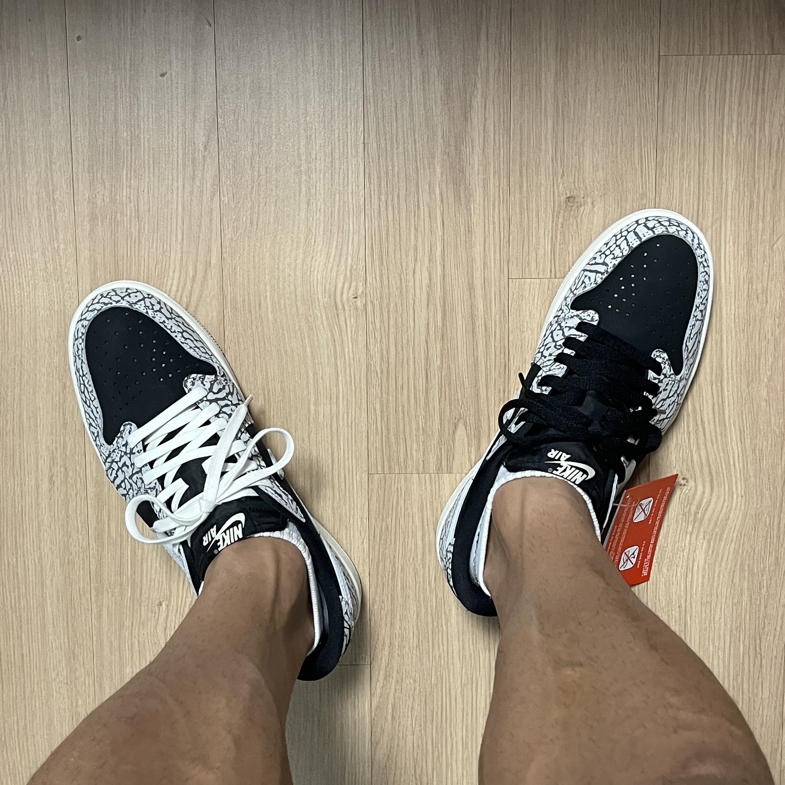 Jordan 1 Retro Low OG Black Cement 착용 스타일