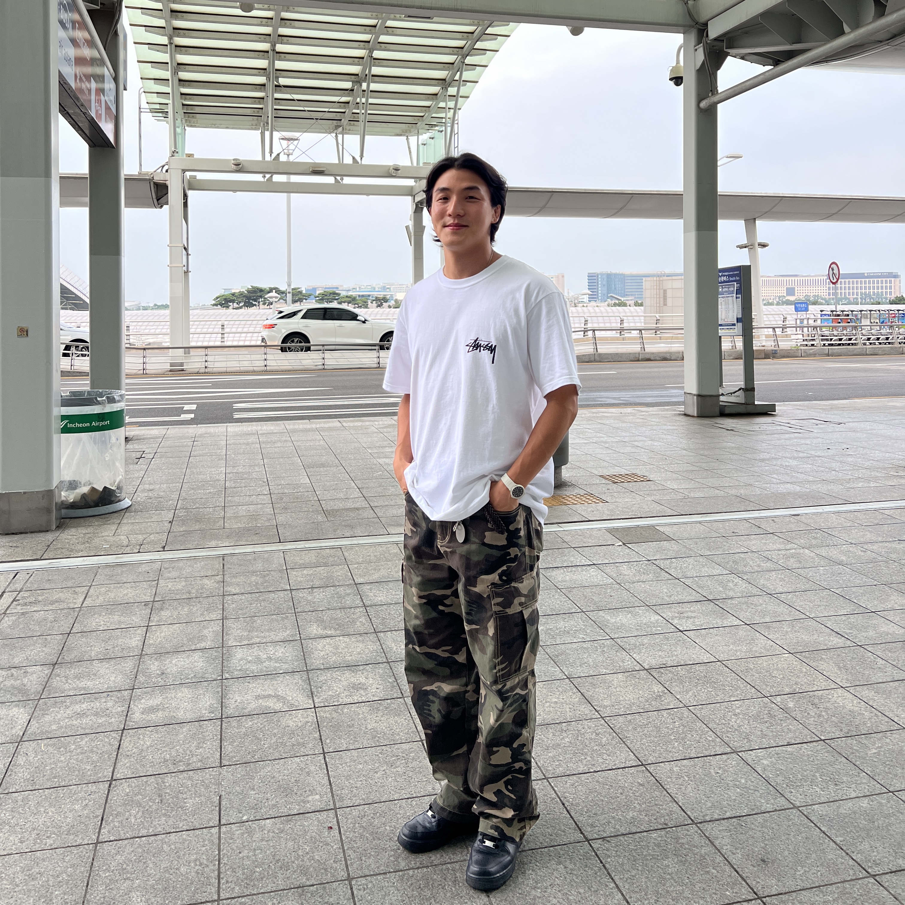 Nike Air Force 1 '07 Low Triple Black, Stussy x Our Legacy x Denim Tears Stockholm T-Shirt White 착용 스타일