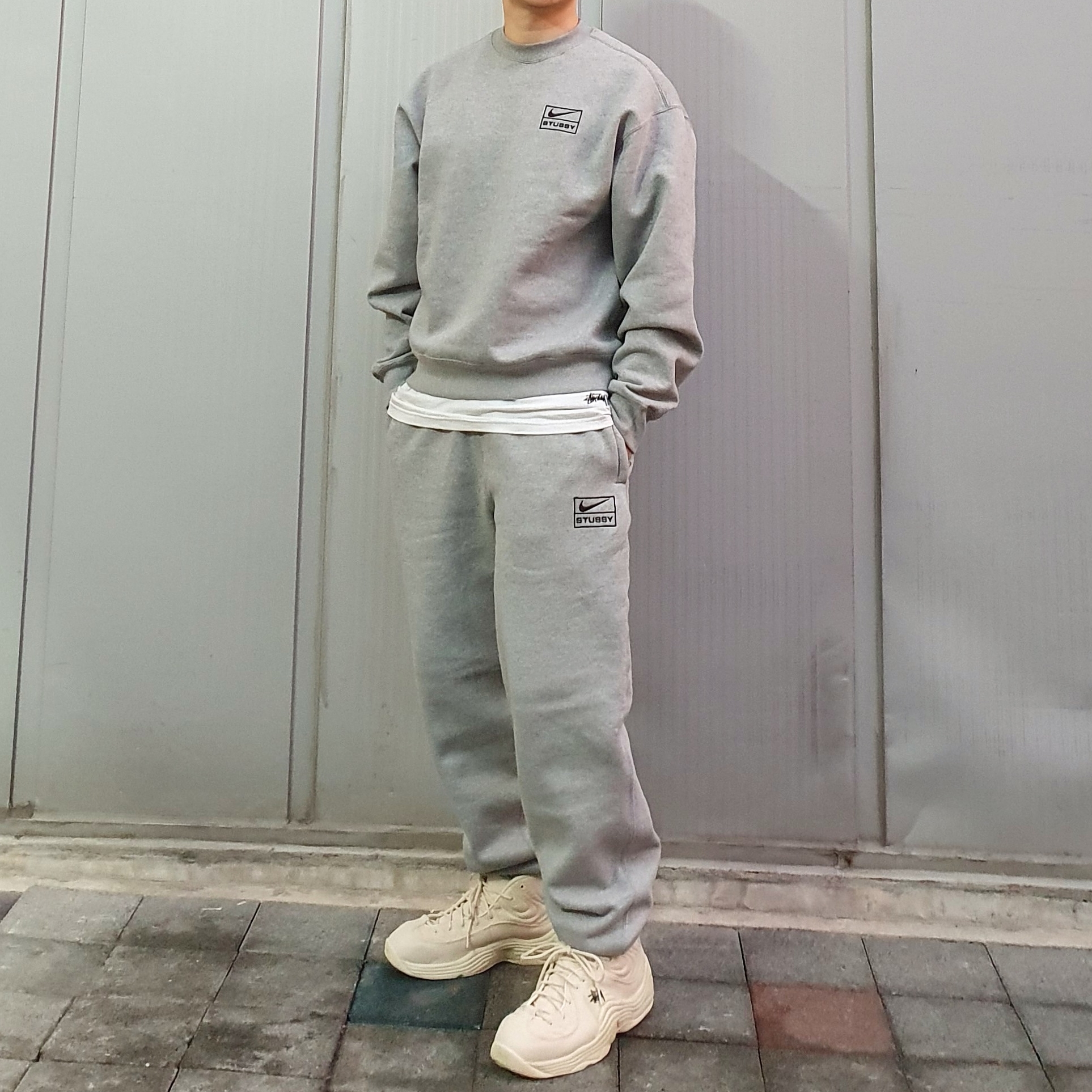 Nike x Stussy Air Penny II Fossil 착용 스타일