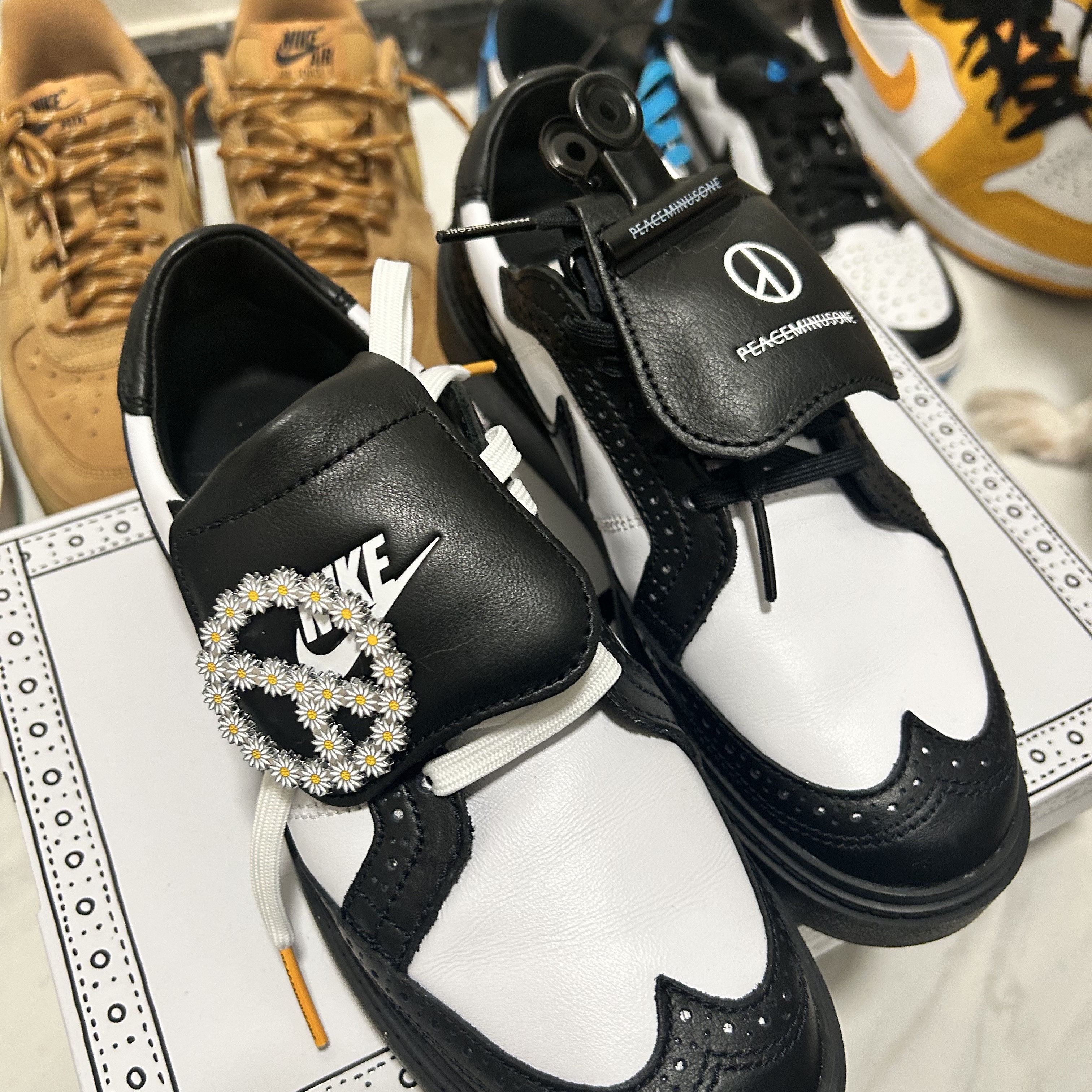Nike x Peaceminusone Kwondo1 Black and White 착용 스타일