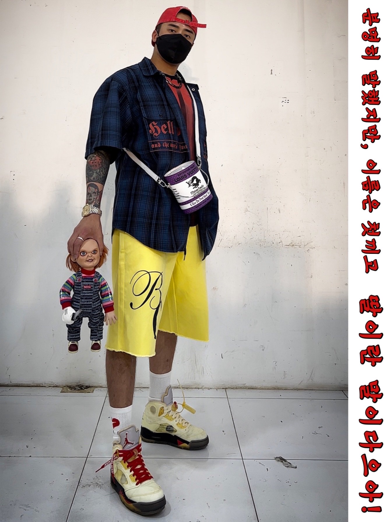 Supreme Pigment Canvas S Logo 6-Panel Red - 23SS, Supreme Bleed Logo S/S Top Black - 20FW 착용 스타일 - 1