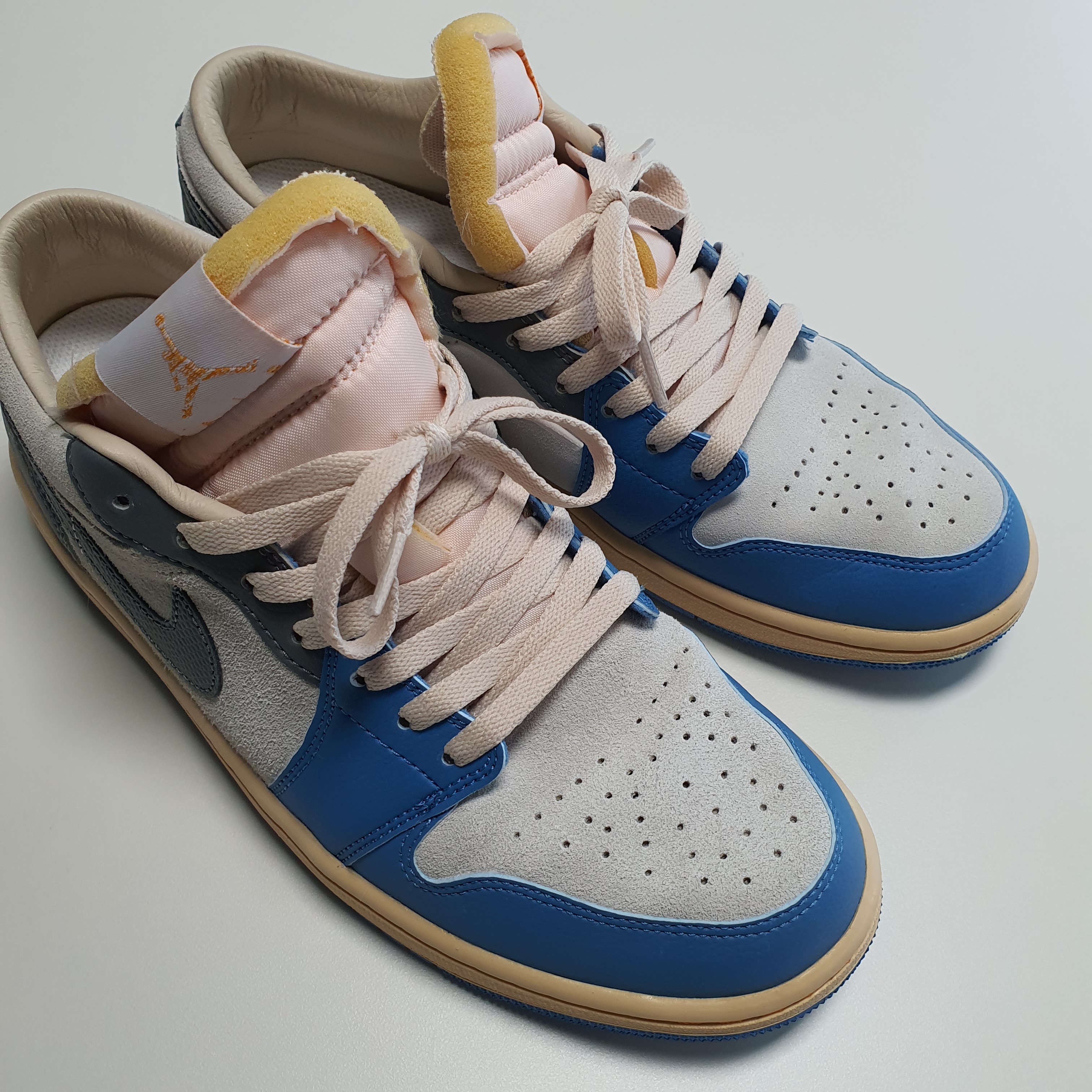 Jordan 1 Low SE Tokyo 96 착용 스타일