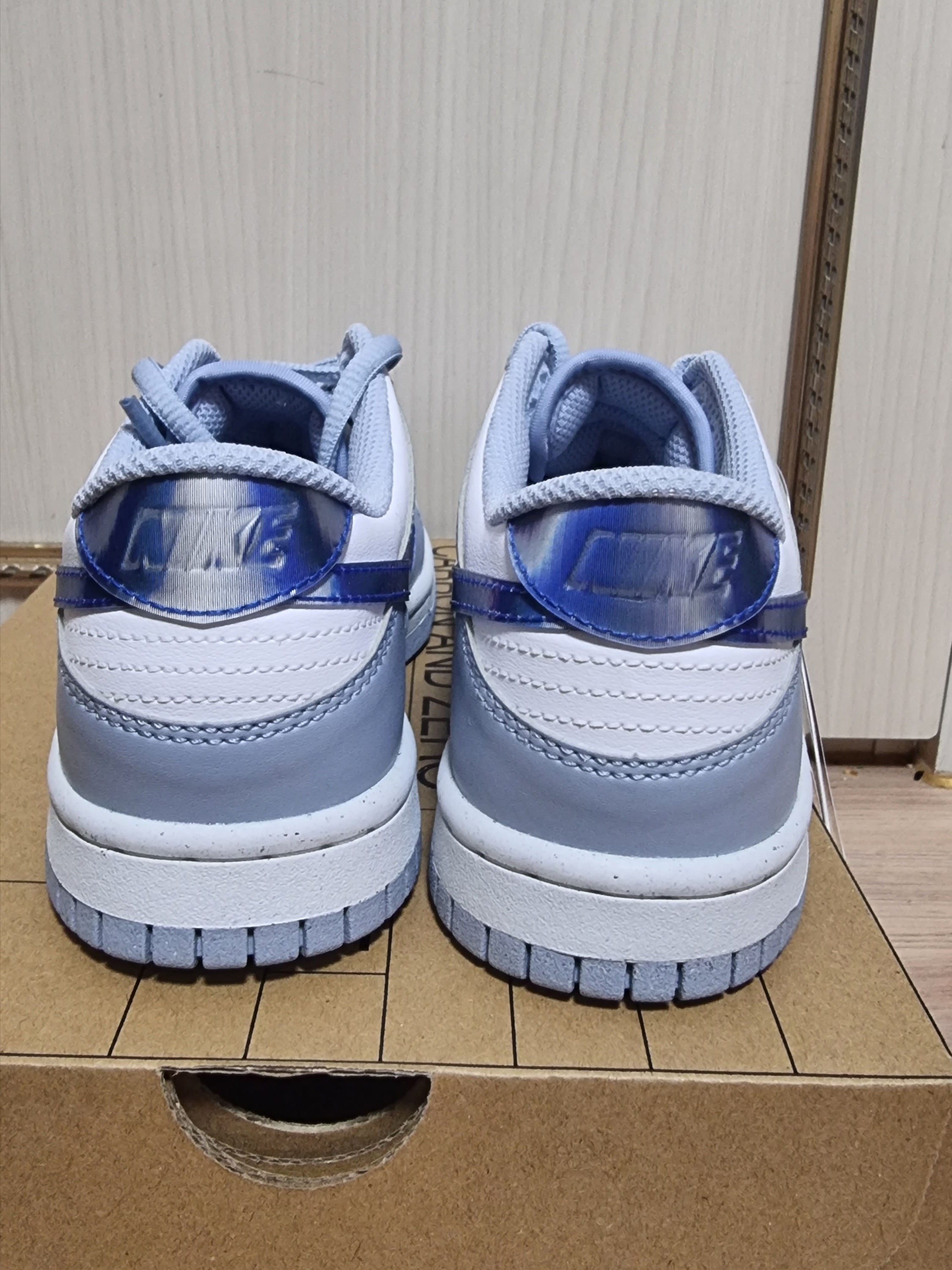 (GS) Nike Dunk Low NN KWE Blue Whisper 착용 스타일 - 3