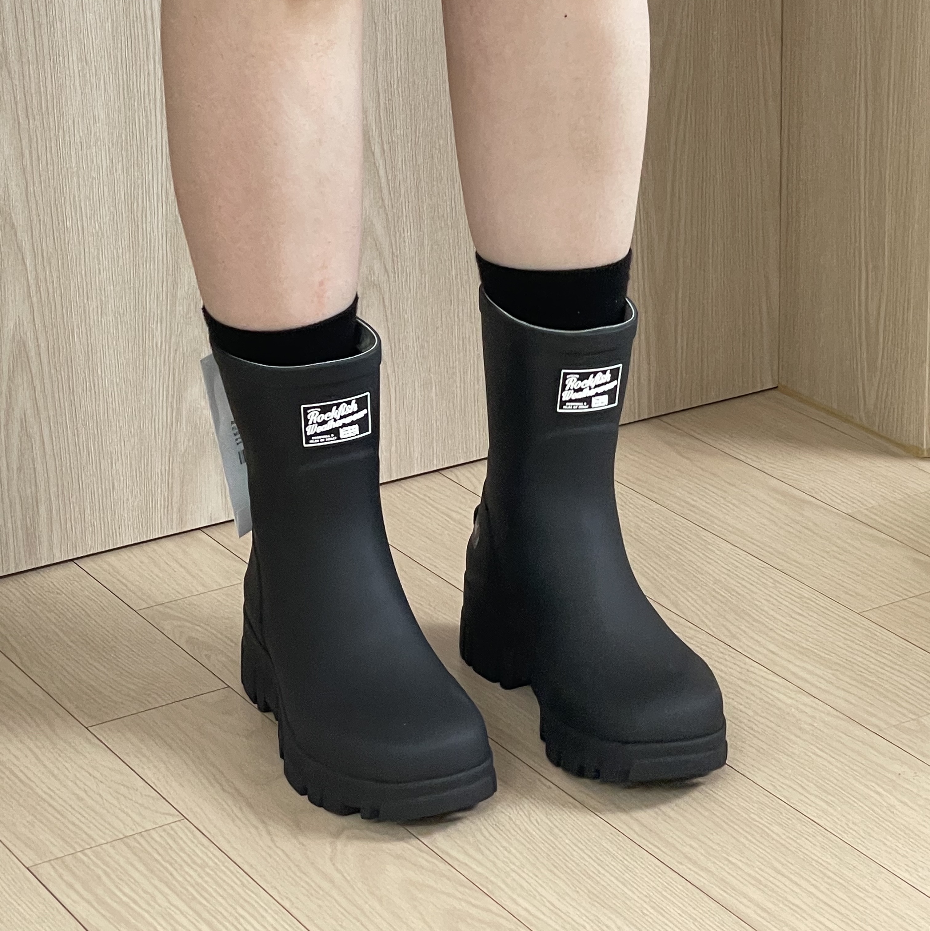 (W) Rockfishweatherwear Flatform Middle Rain Boots Black 착용 스타일