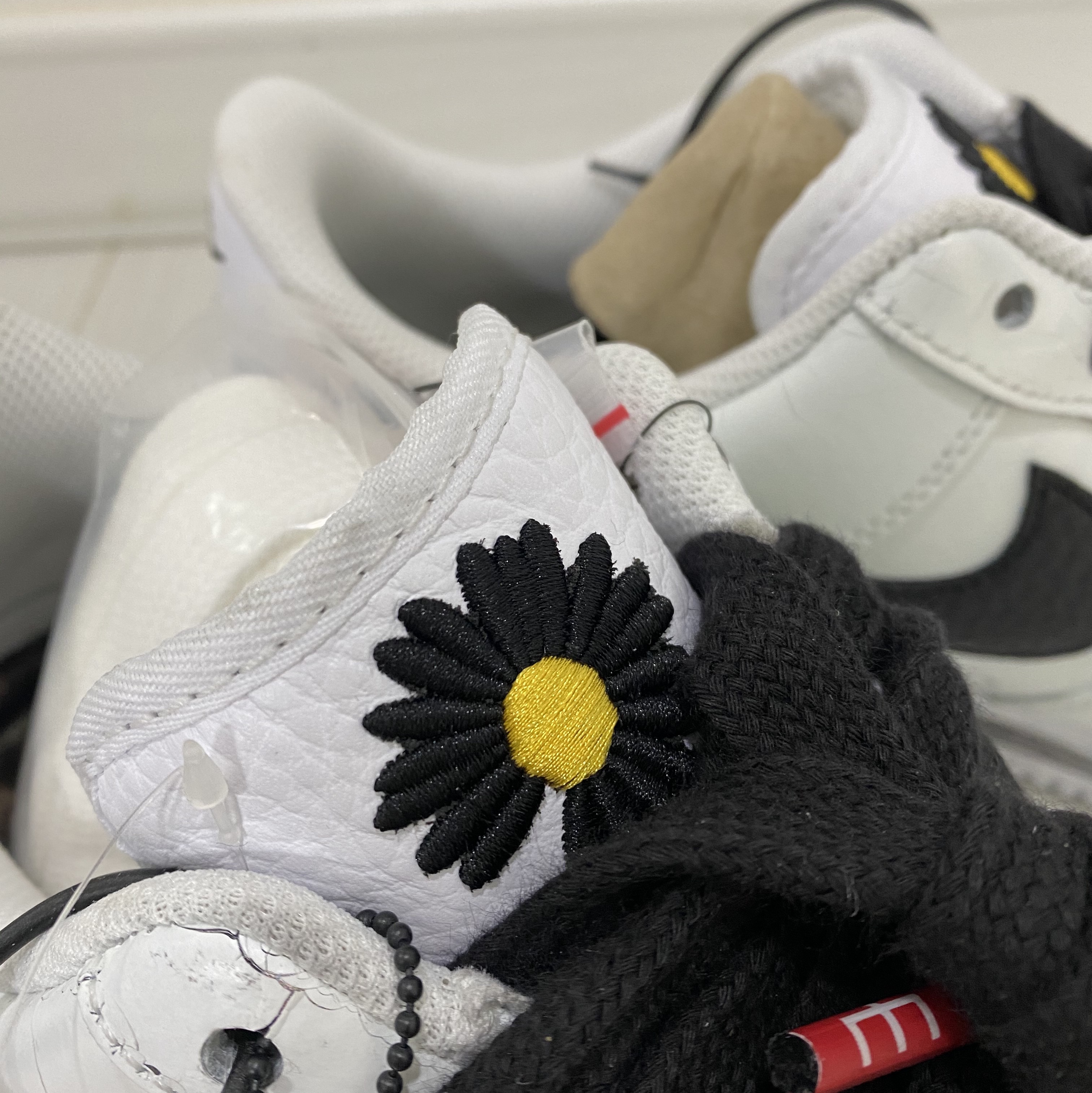 Nike x Peaceminusone Air Force 1 Low Para-Noise 2.0 착용 스타일 - 4