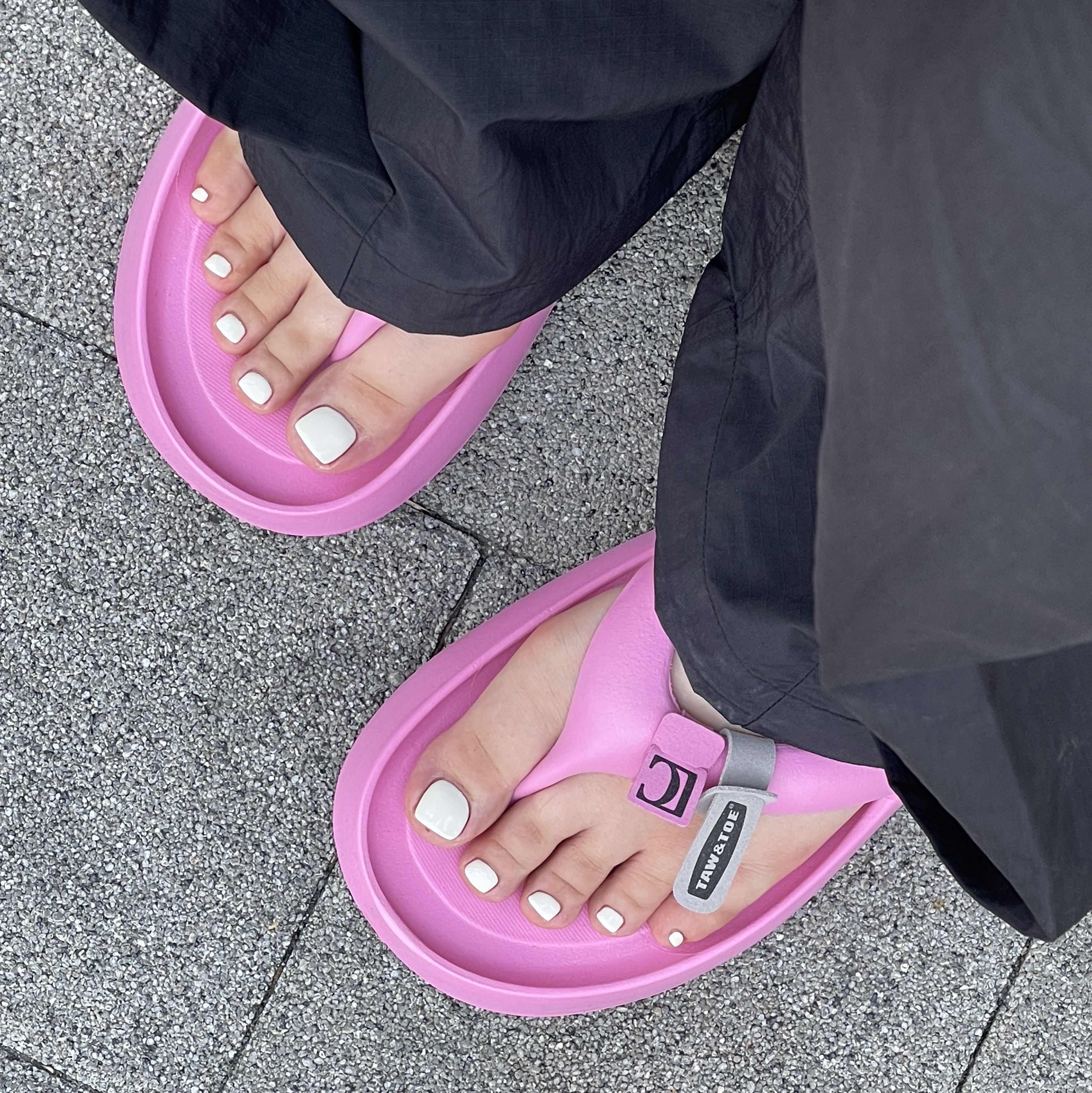 Taw&Toe x Low Classic Platform Flip Flop Pink 착용 스타일