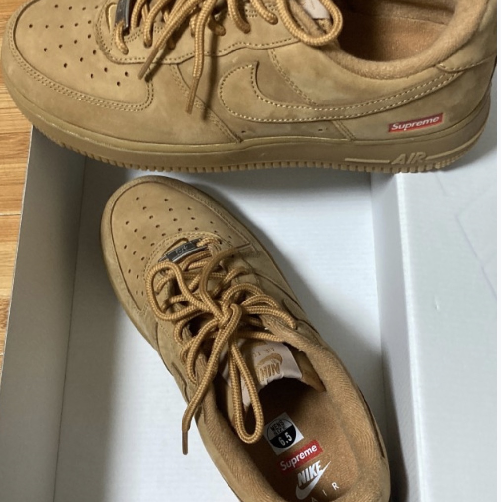 Nike x Supreme Air Force 1 Low Flax 착용 스타일 - 2