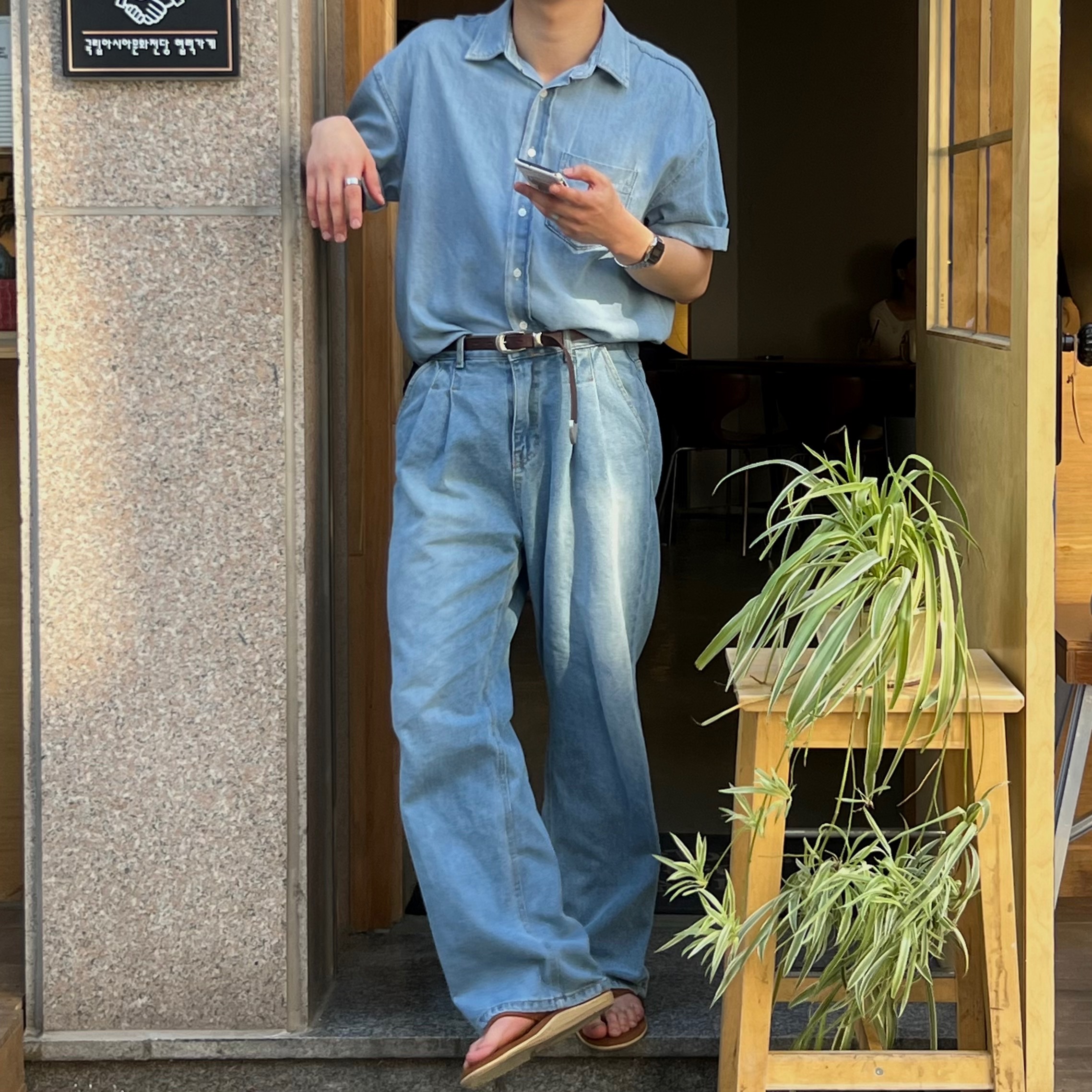 Island Slipper Classic Suede Peanuts Suede, Casio A-159WA-N1 착용 스타일 - 5
