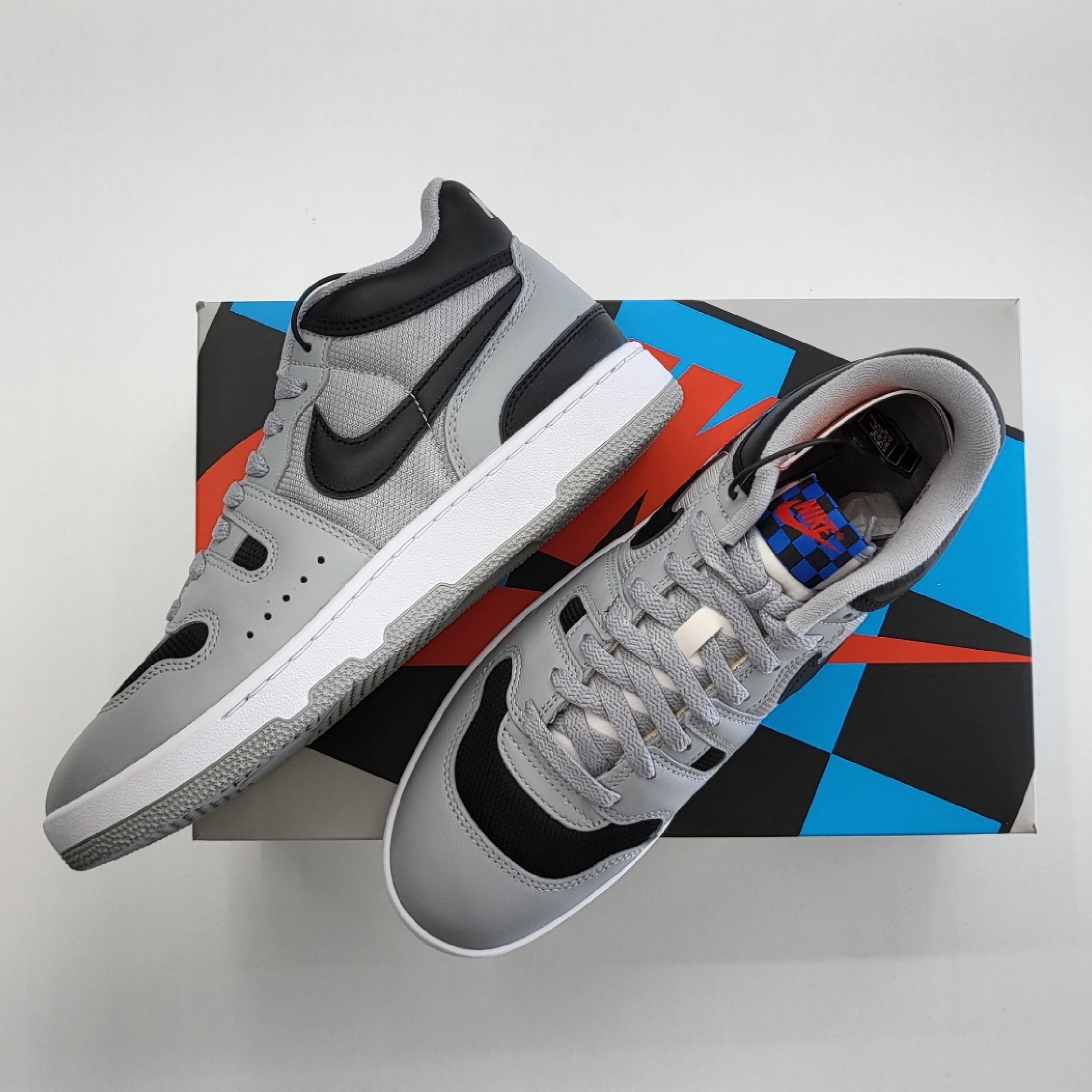 Nike Mac Attack QS SP Light Smoke Grey 착용 스타일 - 3