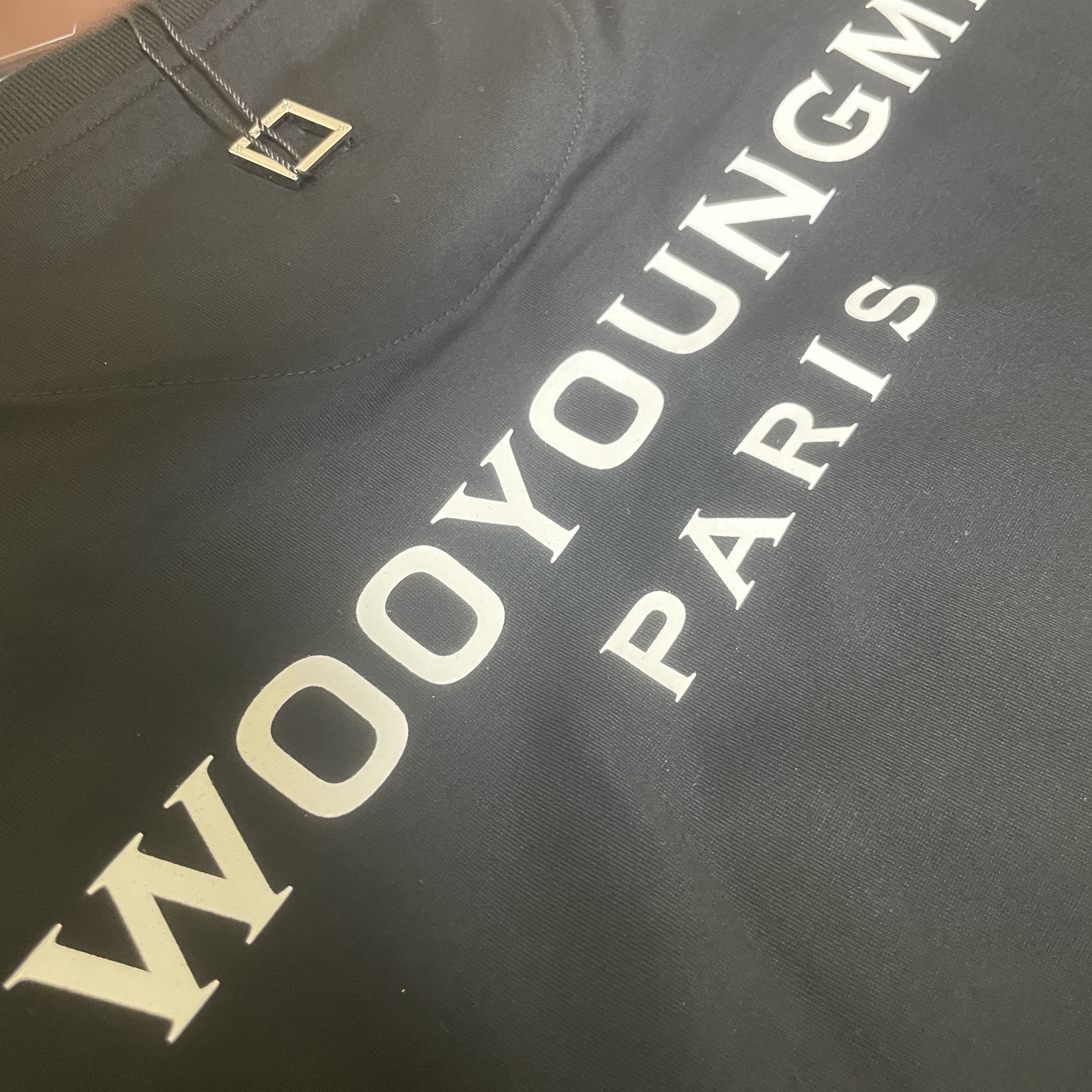 Wooyoungmi Cotton Back Logo T-shirt Black - 23SS 착용 스타일