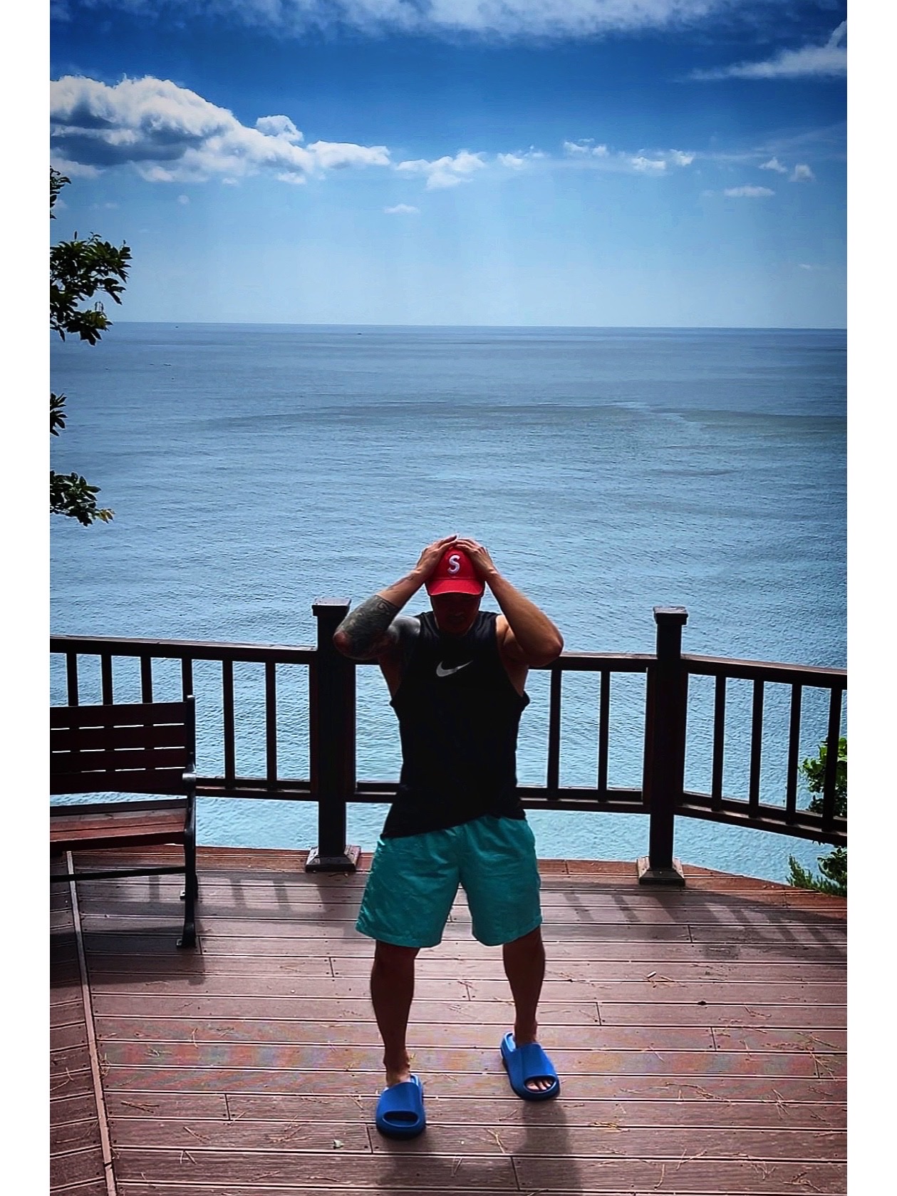 Supreme Pigment Canvas S Logo 6-Panel Red - 23SS, Adidas Yeezy Slide Azure 착용 스타일 - 3