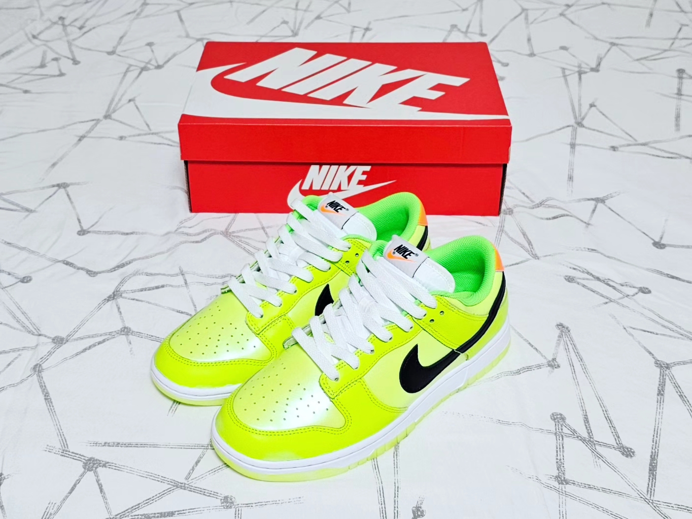 Nike Dunk Low Volt 착용 스타일 - 1