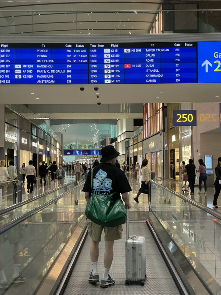 KREAM 프로필 이미지