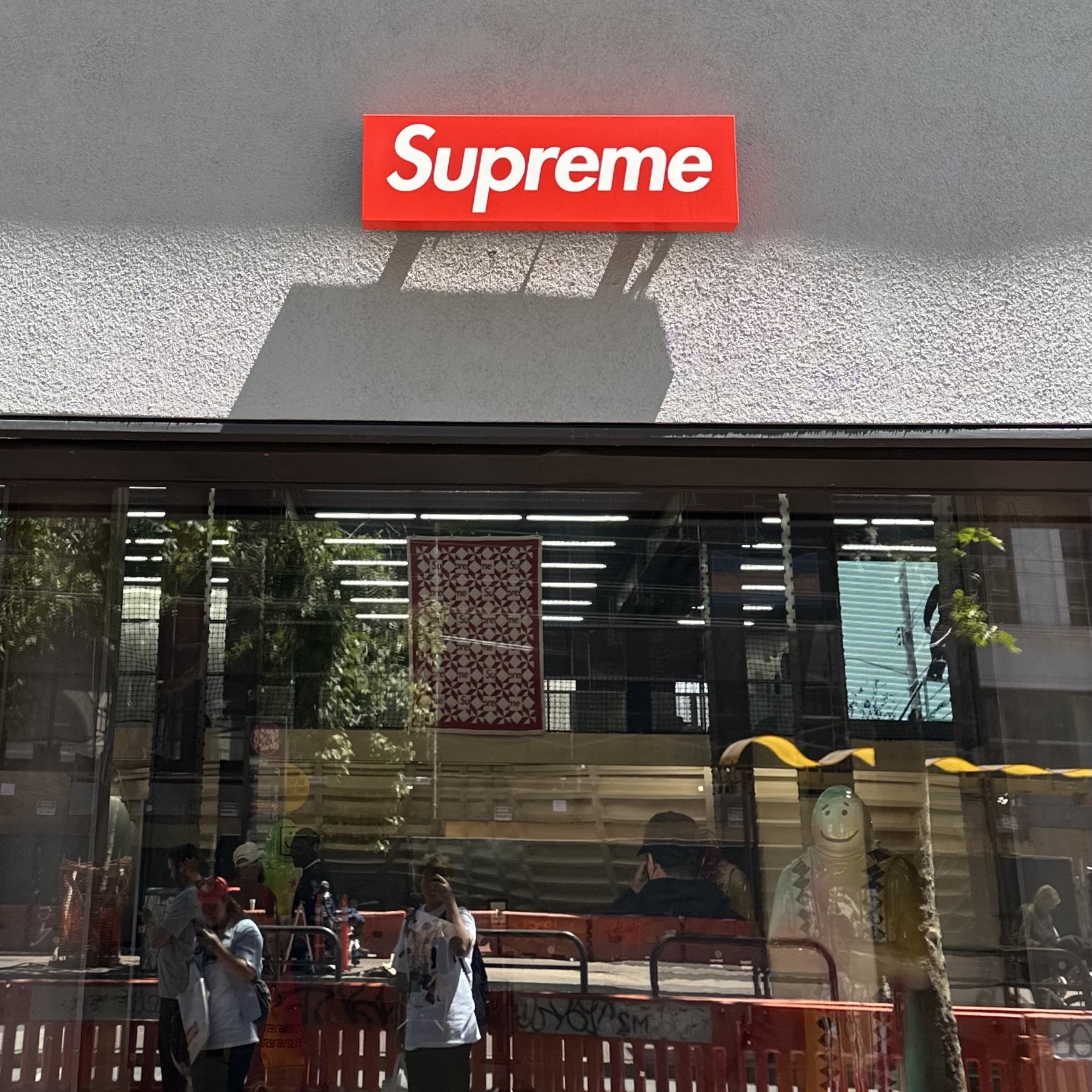 Supreme Denim Camp Cap Dirty Indigo - 23SS, Nike x Supreme Air Force 1 Low White 착용 스타일 - 3