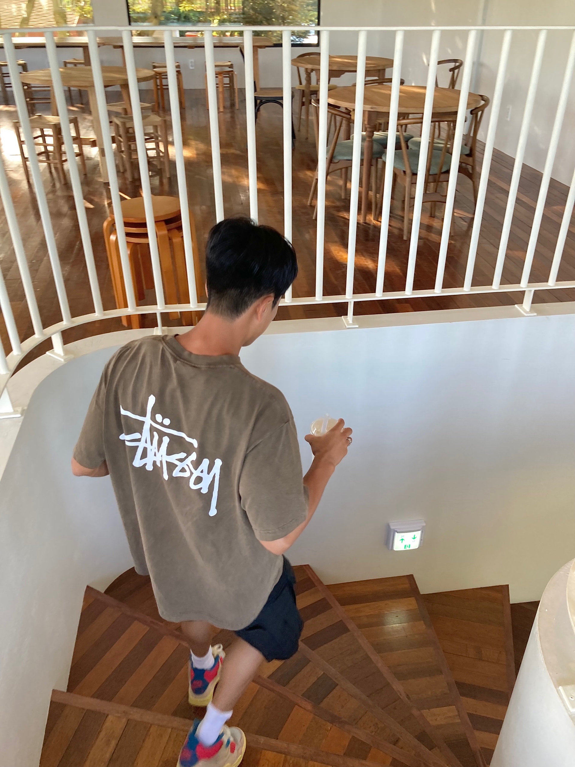 Jordan 4 x Union Retro Guava Ice, Stussy Basic Stussy Pigment Dyed T-Shirt Coffee 2022 착용 스타일 - 4