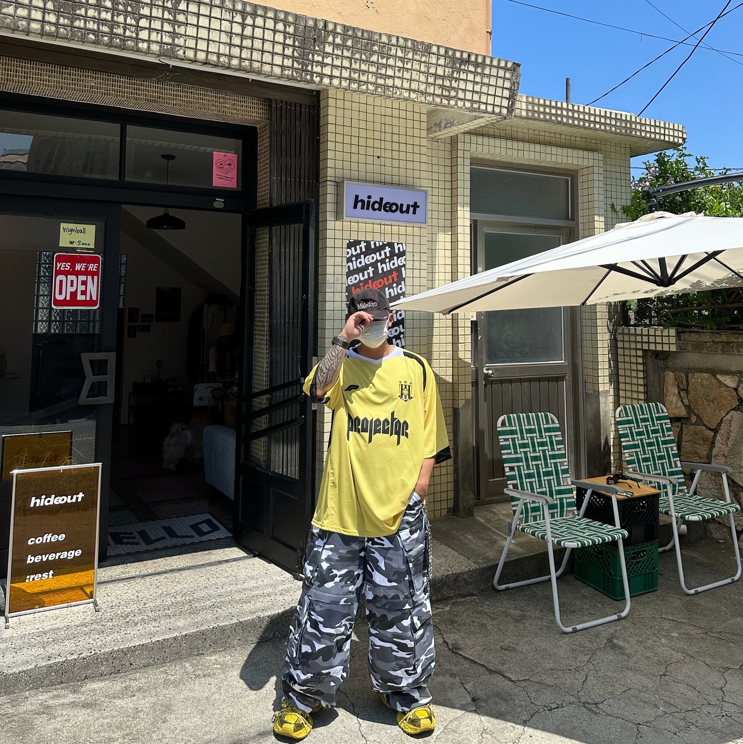 Project G/R Oversized Football Jersey Yellow, Project G/R Oversized Convertible Cargo Pants City Camo 착용 스타일