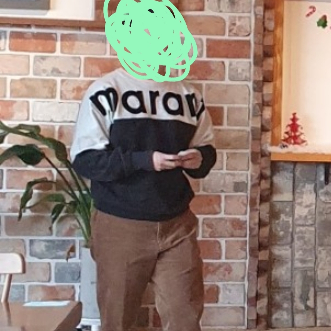 Isabel Marant Howley Two Tone Logo Sweatshirt Faded Black 착용 스타일