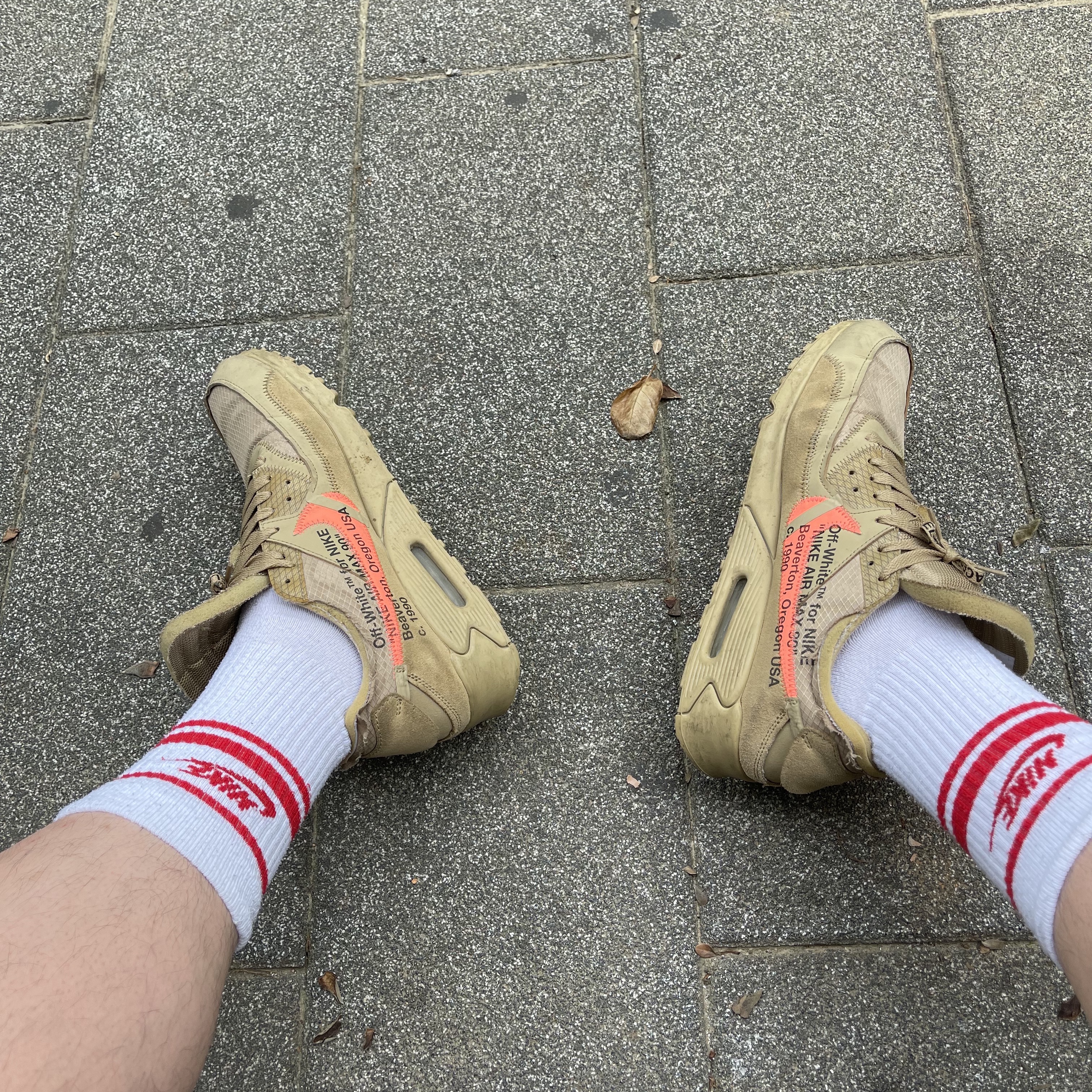 Nike x Off-White Air Max 90 V2 Desert Ore 착용 스타일 - 2