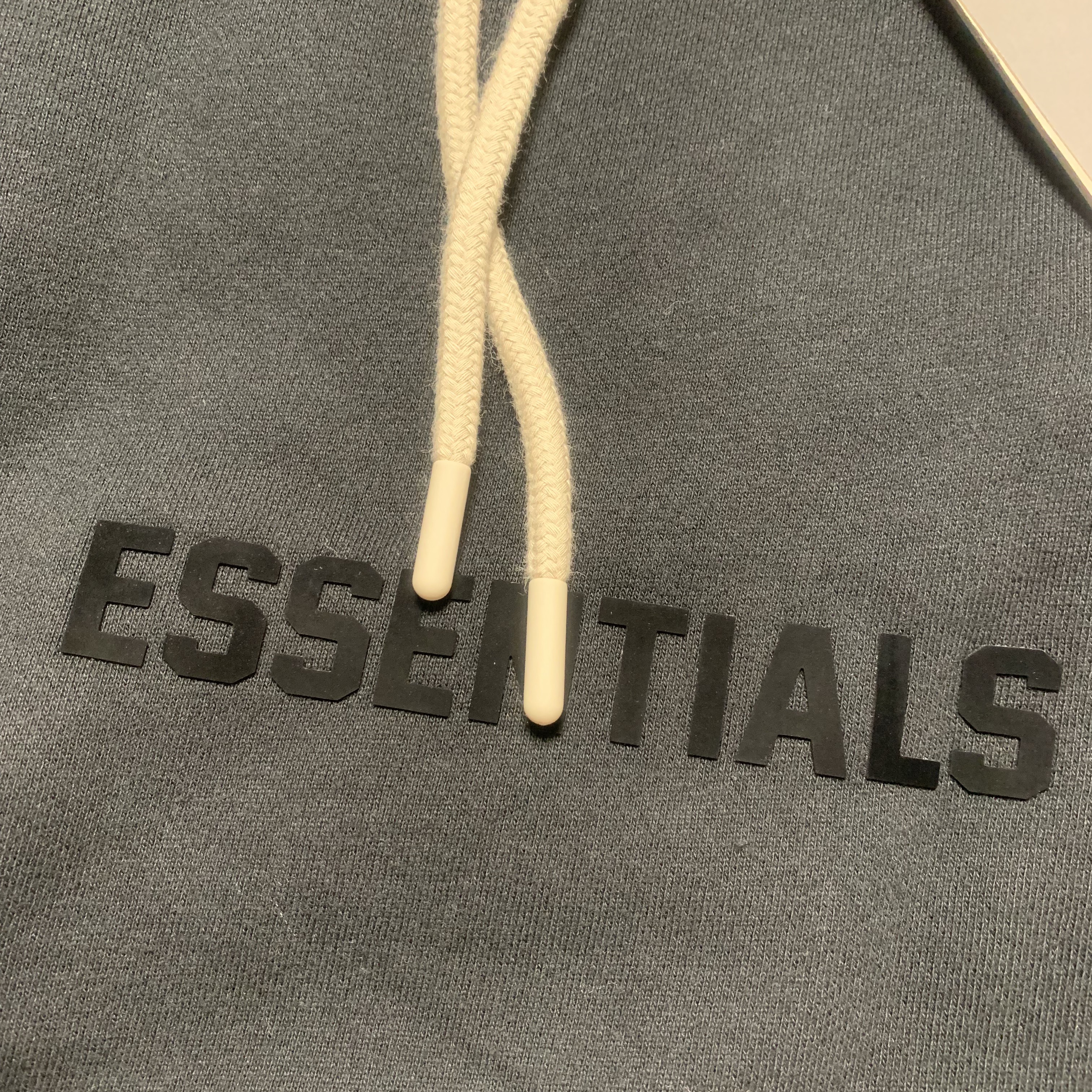 Essentials The Black Collection Sweatshorts Black - 23SS 착용 스타일
