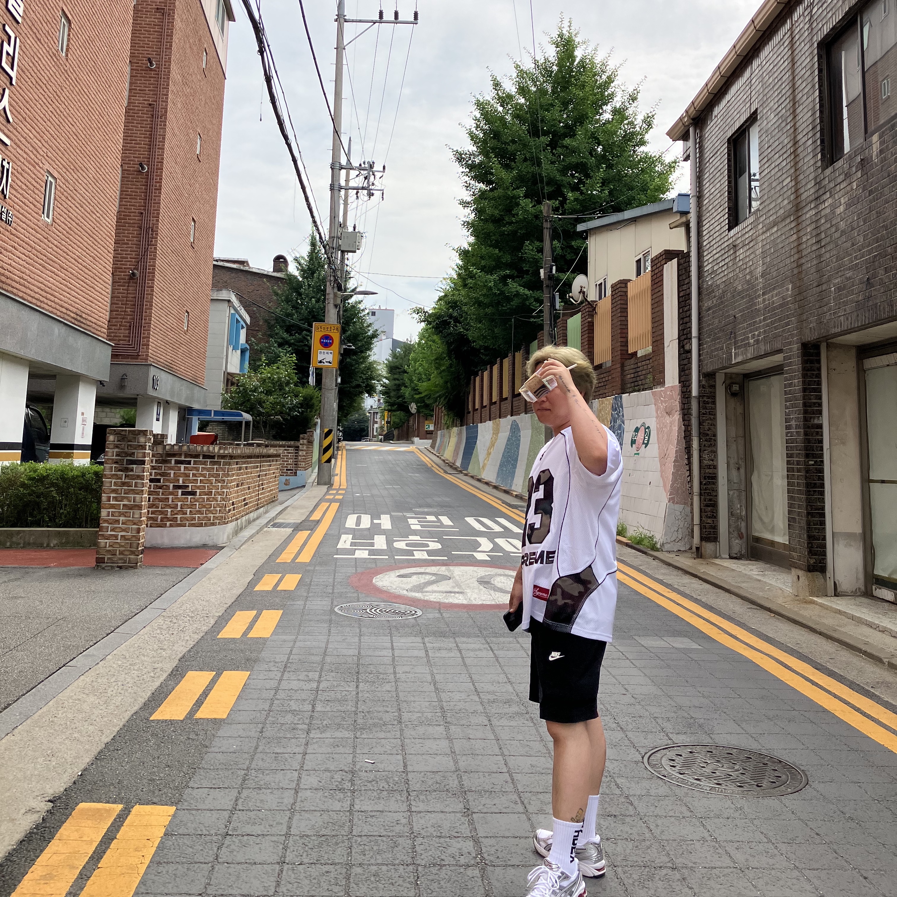 Supreme Perfect Season Football Jersey White - 23SS 착용 스타일 - 1