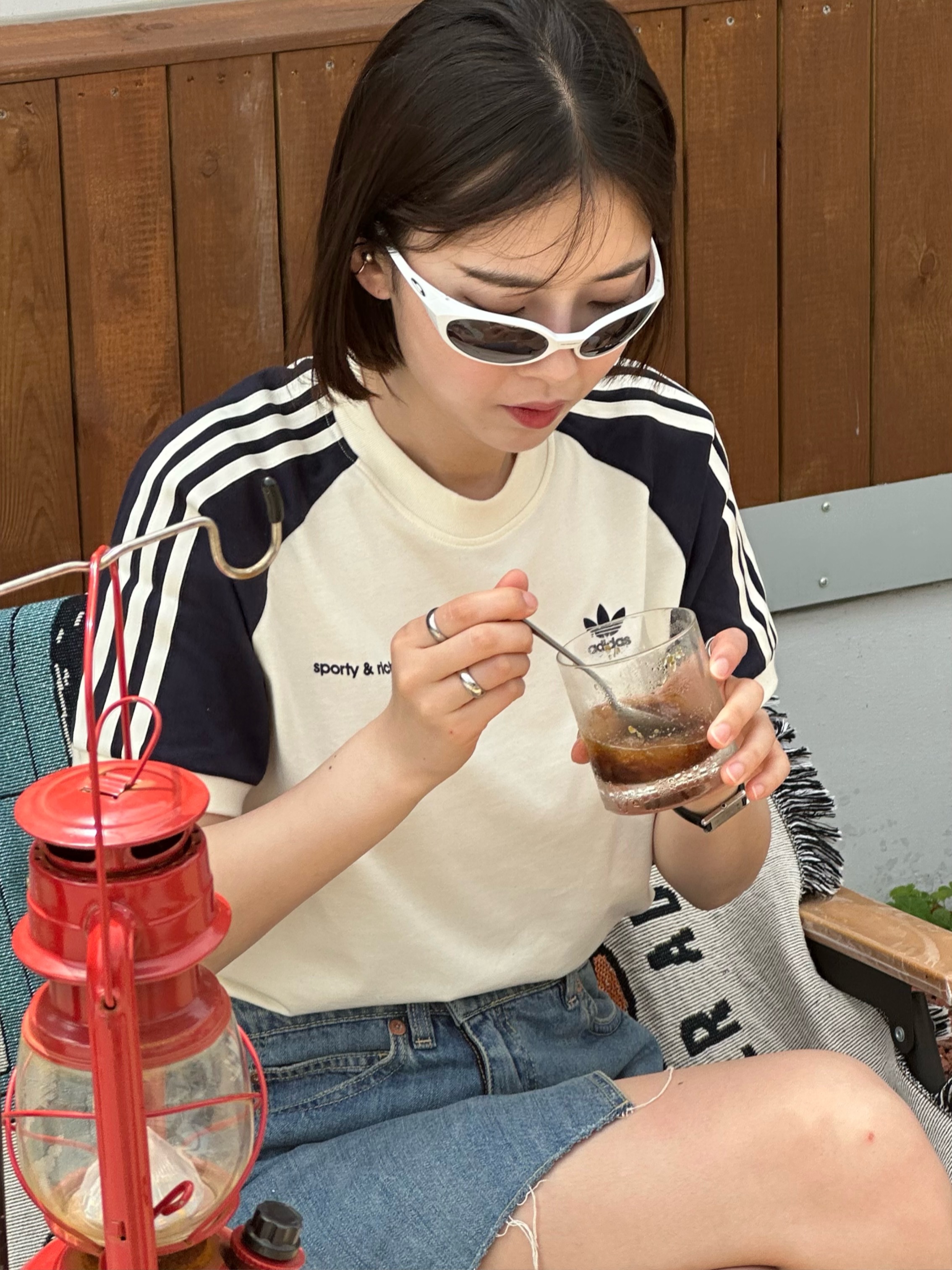 (W) Adidas x Sporty & Rich T-Shirt Cream White - US Sizing, Oakley Eye Jacket Redux Polished White Frame Prizm Black Lenses High Bridge Fit 착용 스타일