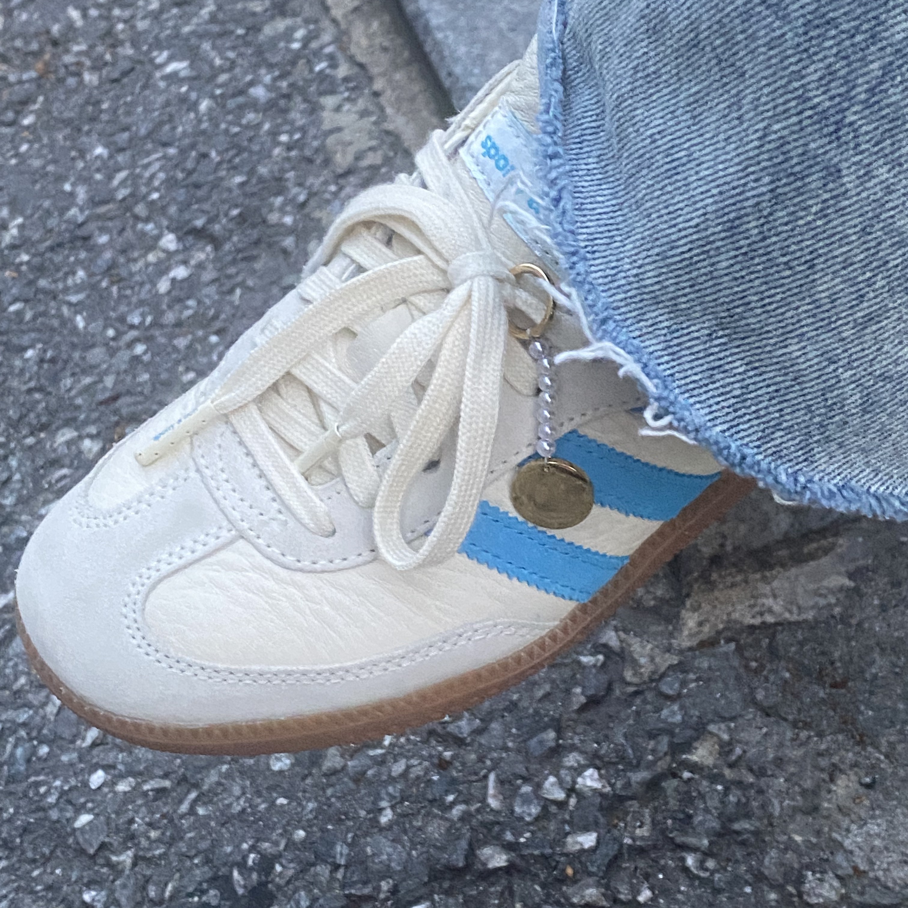Adidas x Sporty & Rich Samba Cream Blue, (W) Adidas x Sporty & Rich Long Sleeve Football Jersey Cream White - US Sizing 착용 스타일 - 3