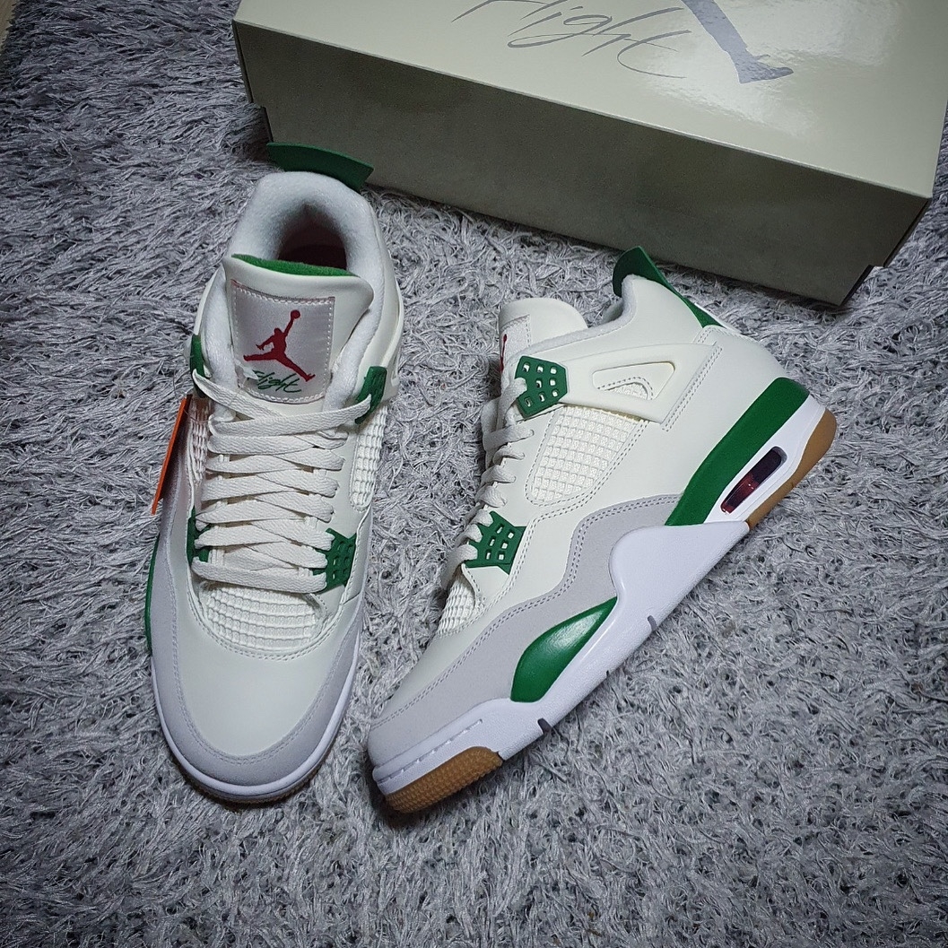 Jordan 4 x Nike SB Retro SP Pine Green 착용 스타일