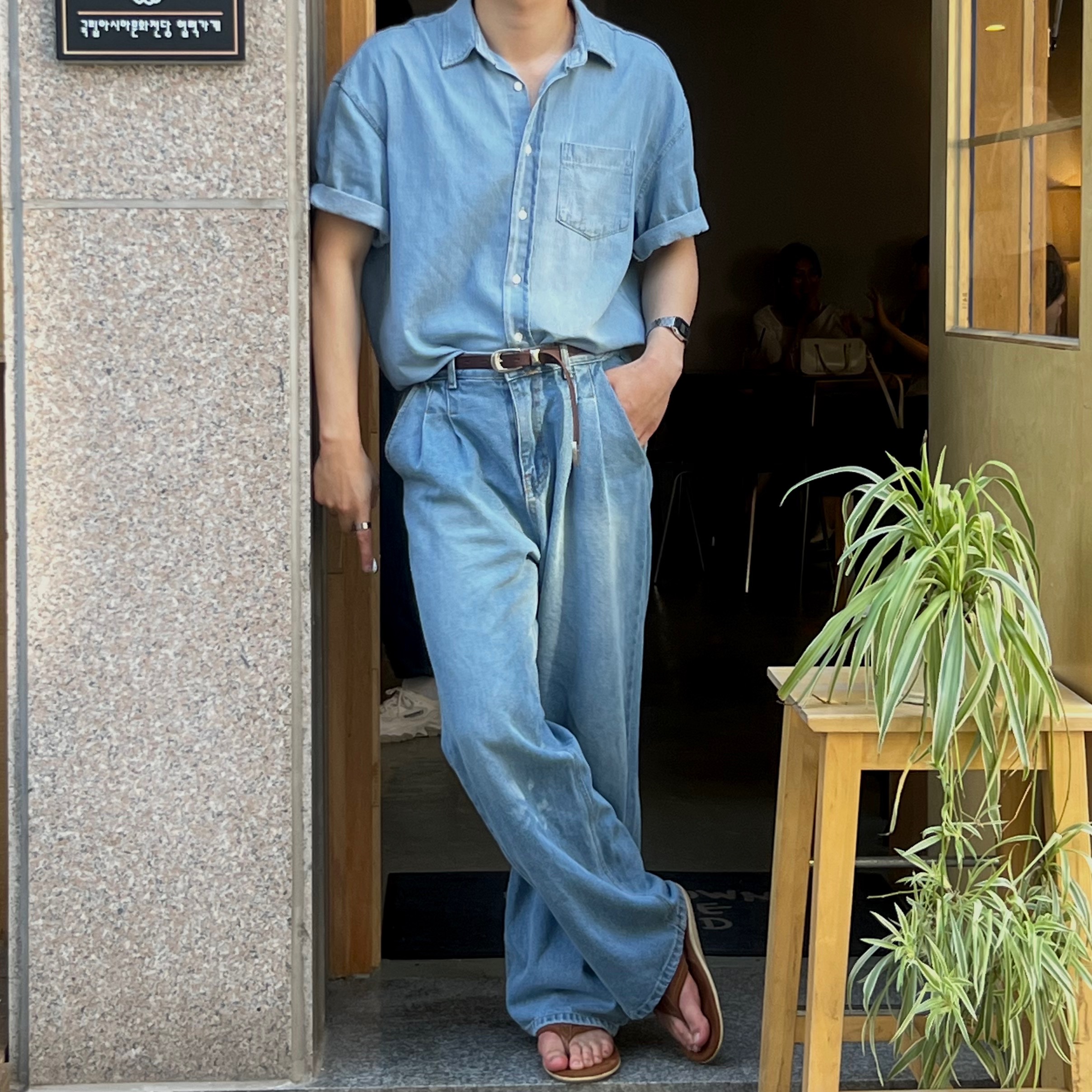 Island Slipper Classic Suede Peanuts Suede, Casio A-159WA-N1 착용 스타일 - 2